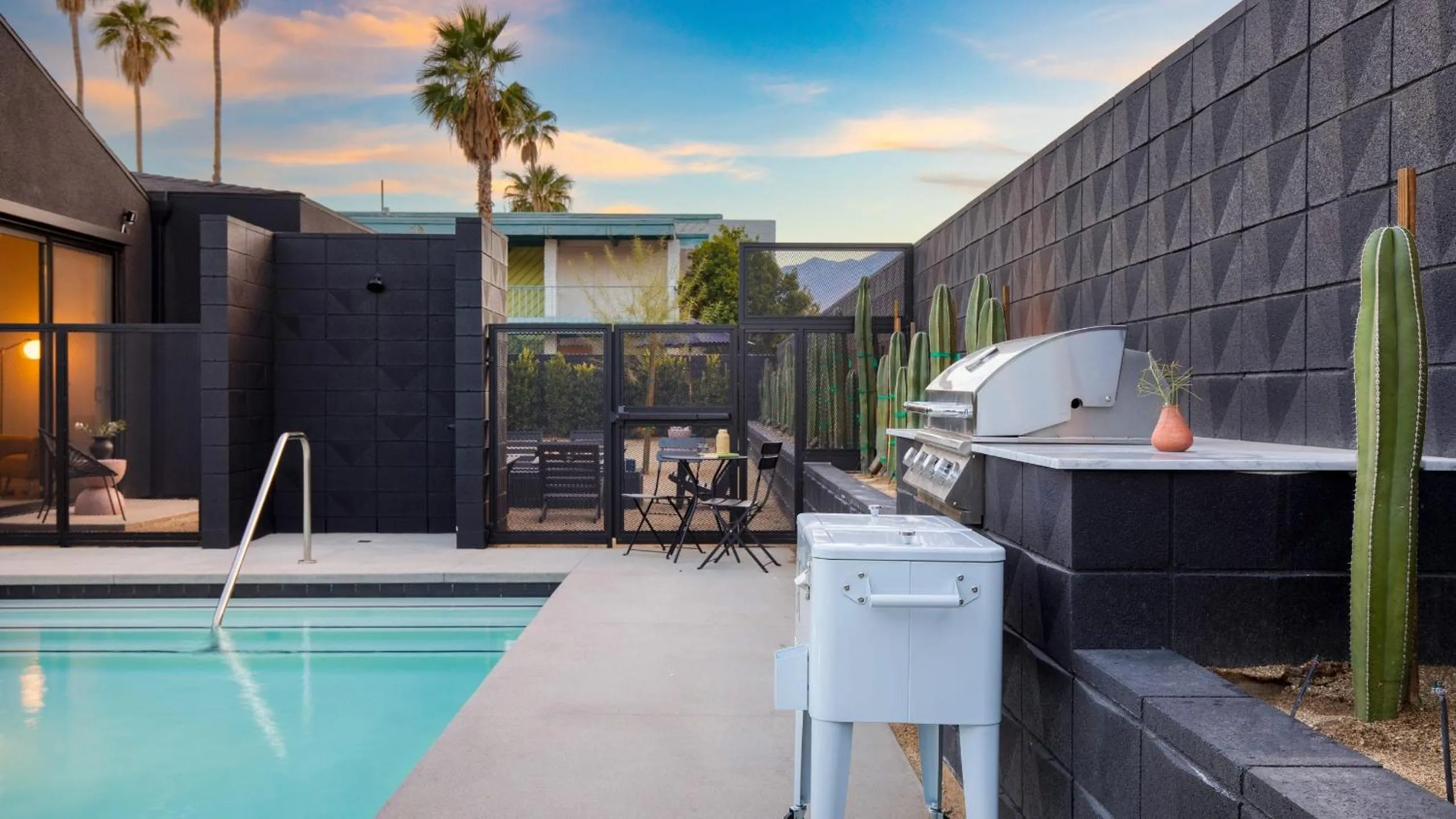 Other in Blackhaus Suites by AvantStay Modern Comfort in Downtown Palm Springs