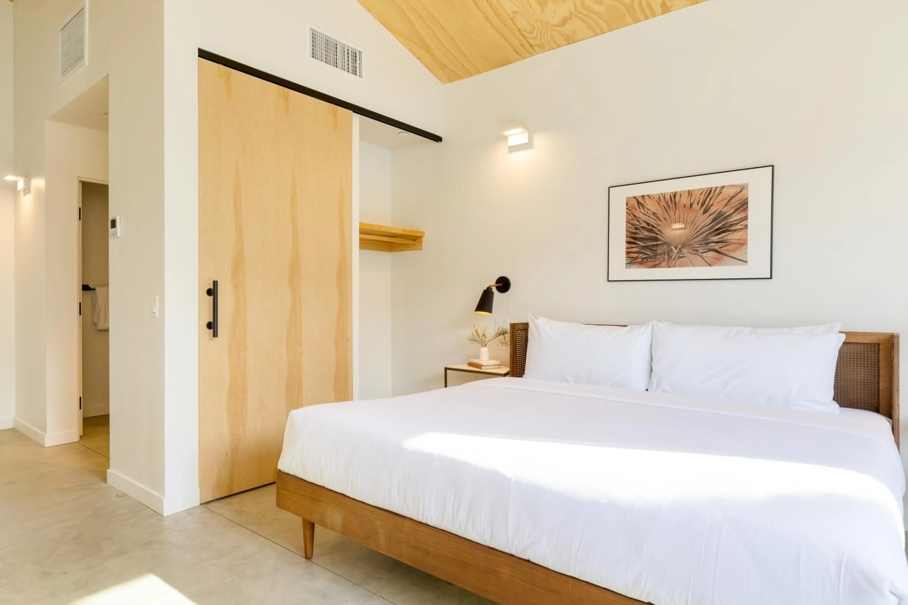 Bed in Blackhaus Suites by AvantStay Modern Comfort in Downtown Palm Springs