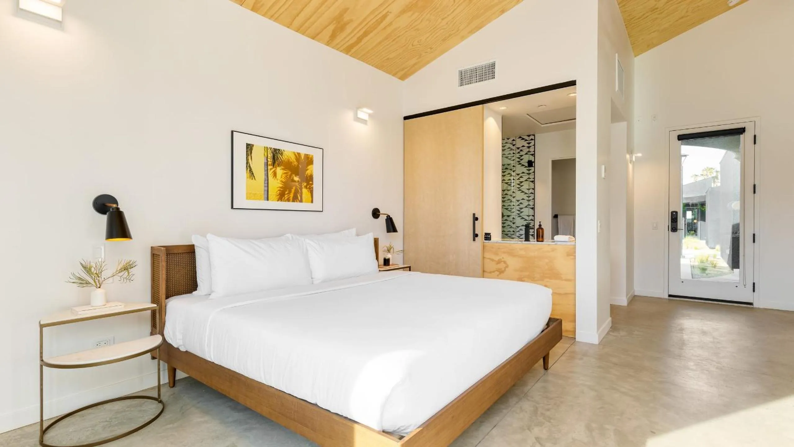 Other, Bed in Blackhaus Suites by AvantStay Modern Comfort in Downtown Palm Springs