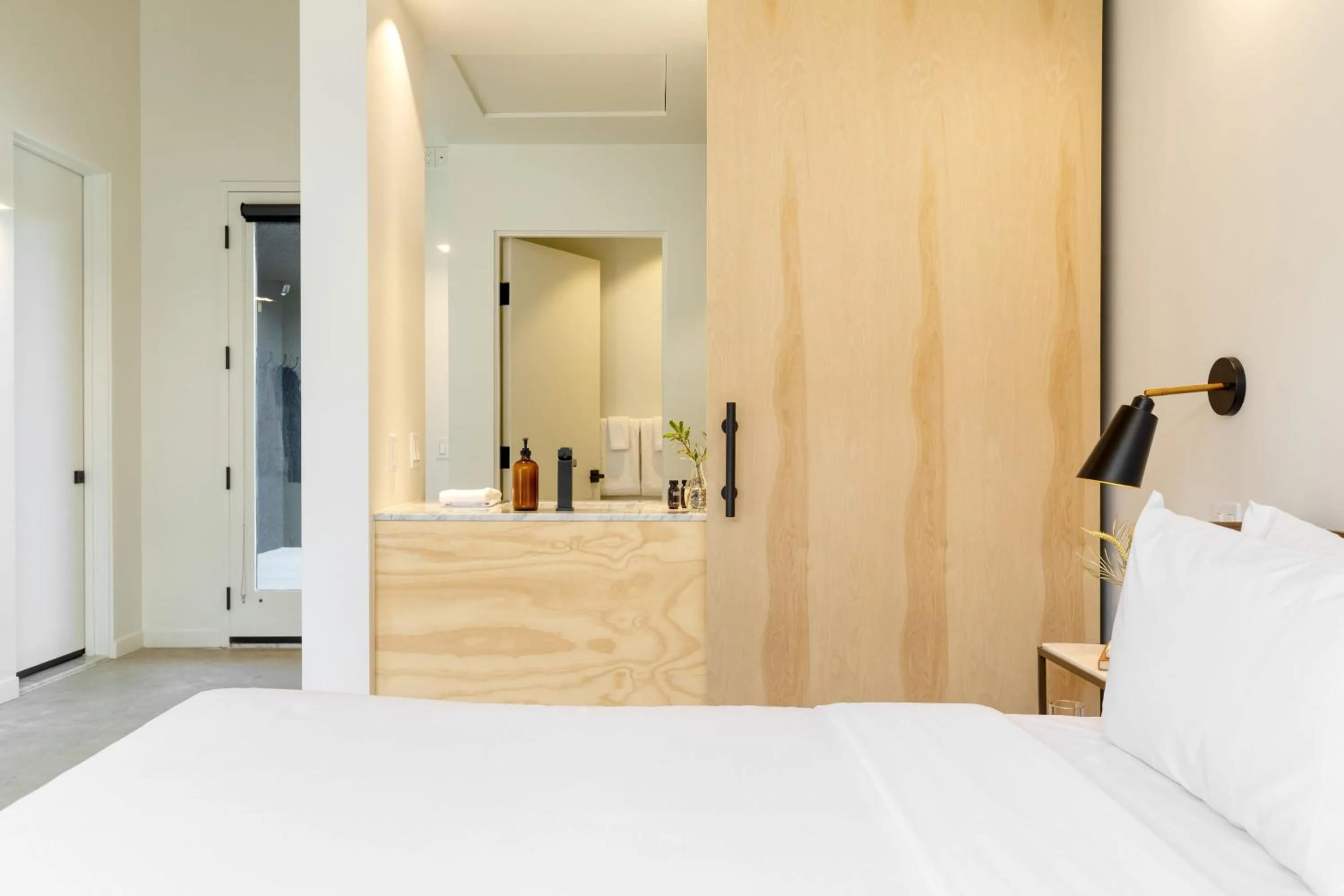 Other, Bed in Blackhaus Suites by AvantStay Modern Comfort in Downtown Palm Springs