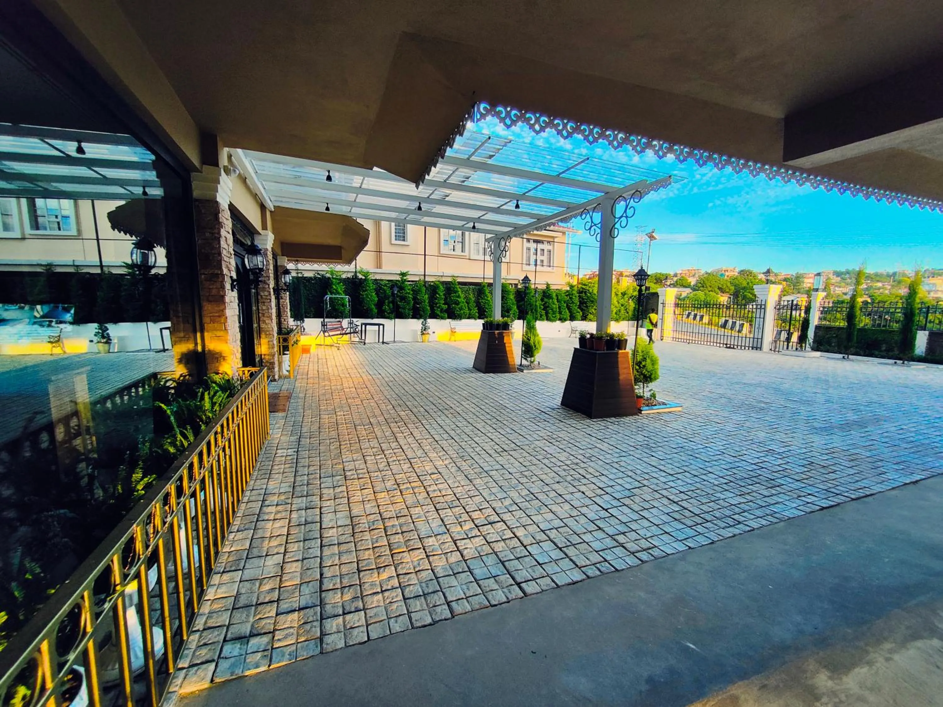 Facade/entrance in Hotel Acropolis