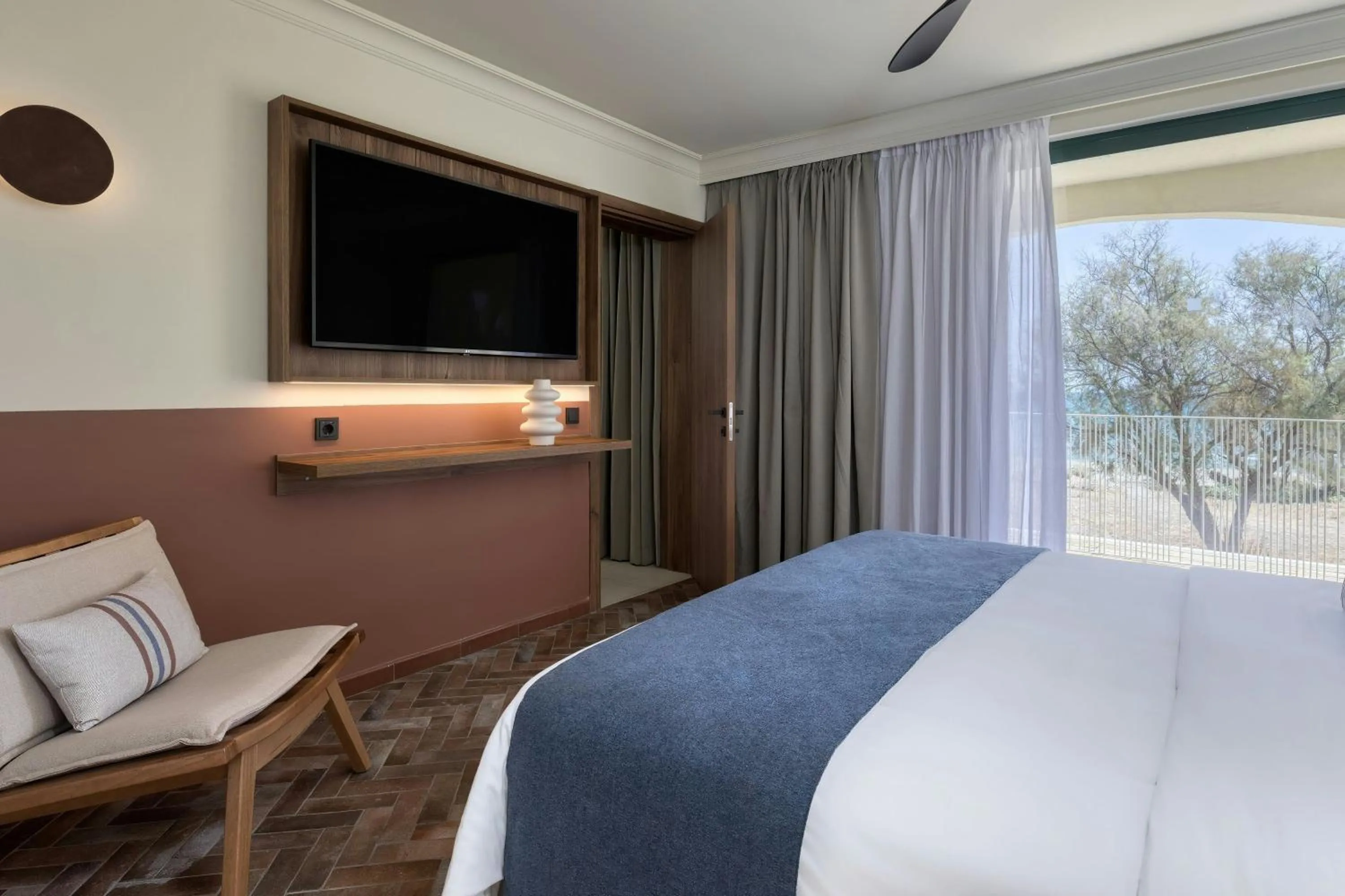 Bedroom, Bed in Domes Aulūs Zante, All Inclusive, Autograph Collection