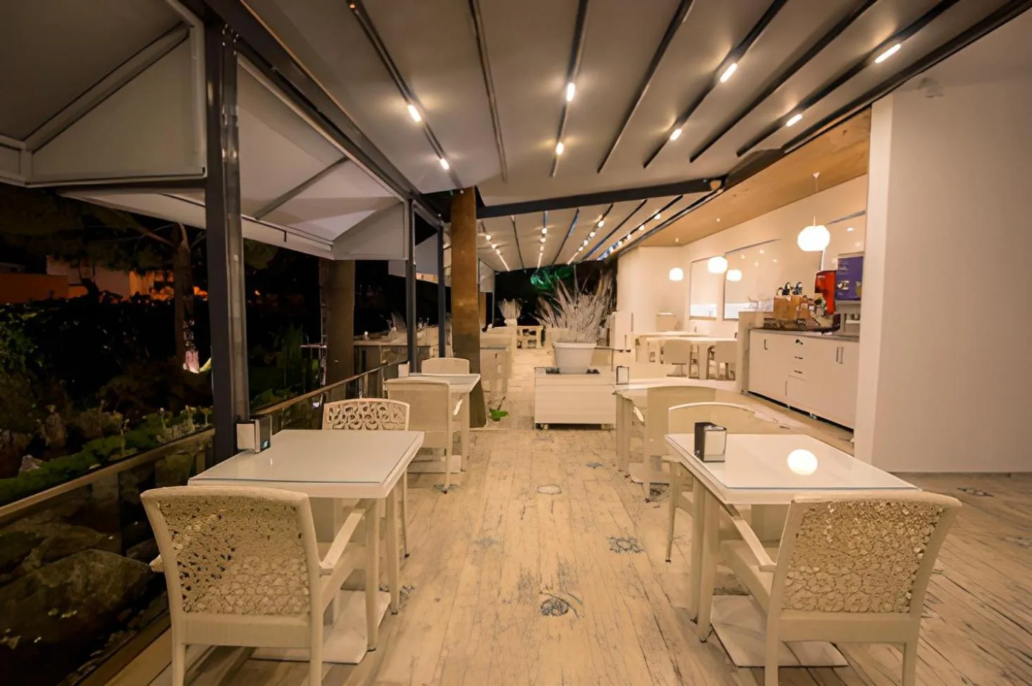 Restaurant/places to eat in SUPREME BEACH İÇMELER Adults Only