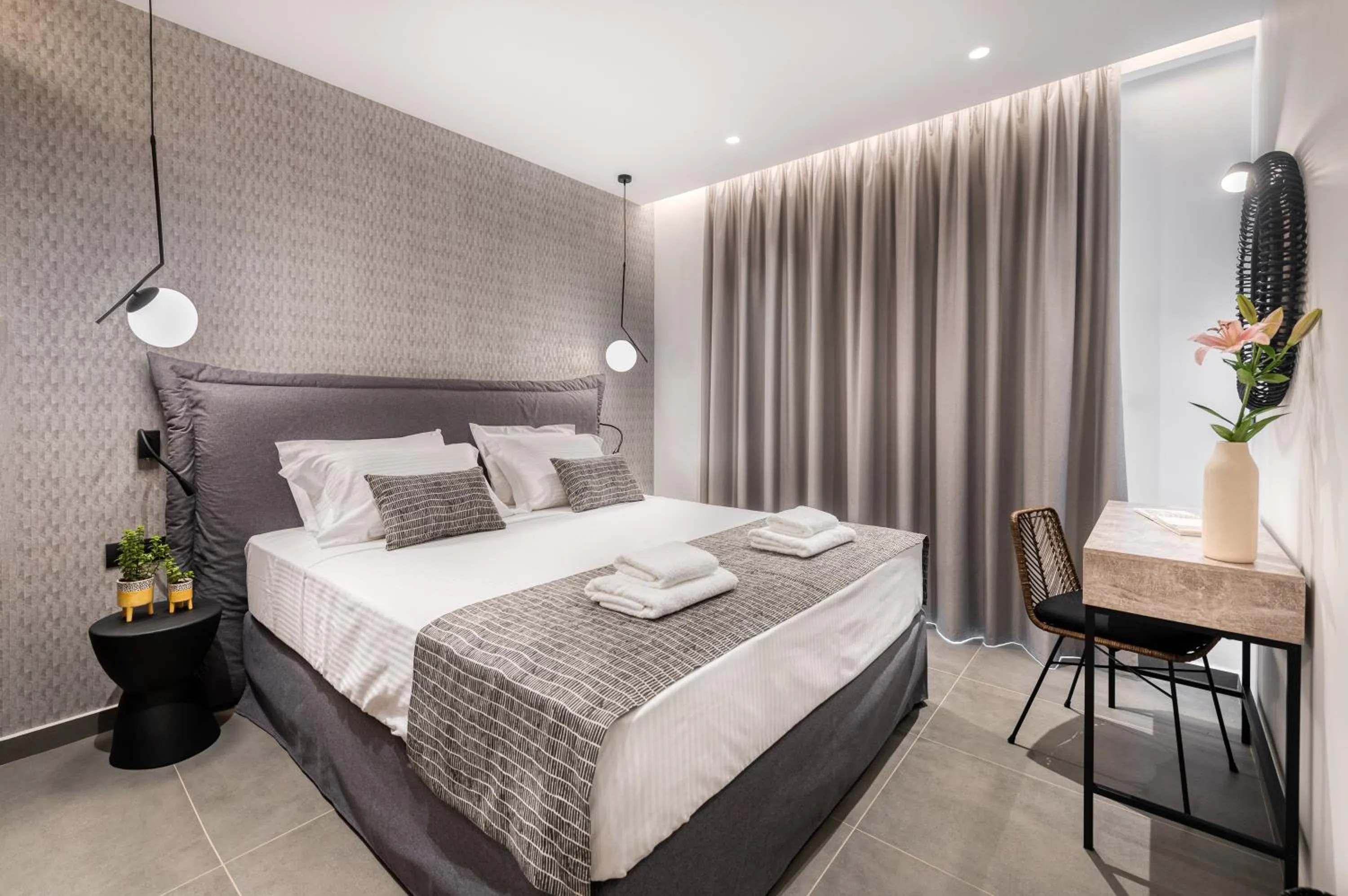 Bedroom, Bed in Sezian Boutique Homes and Villas