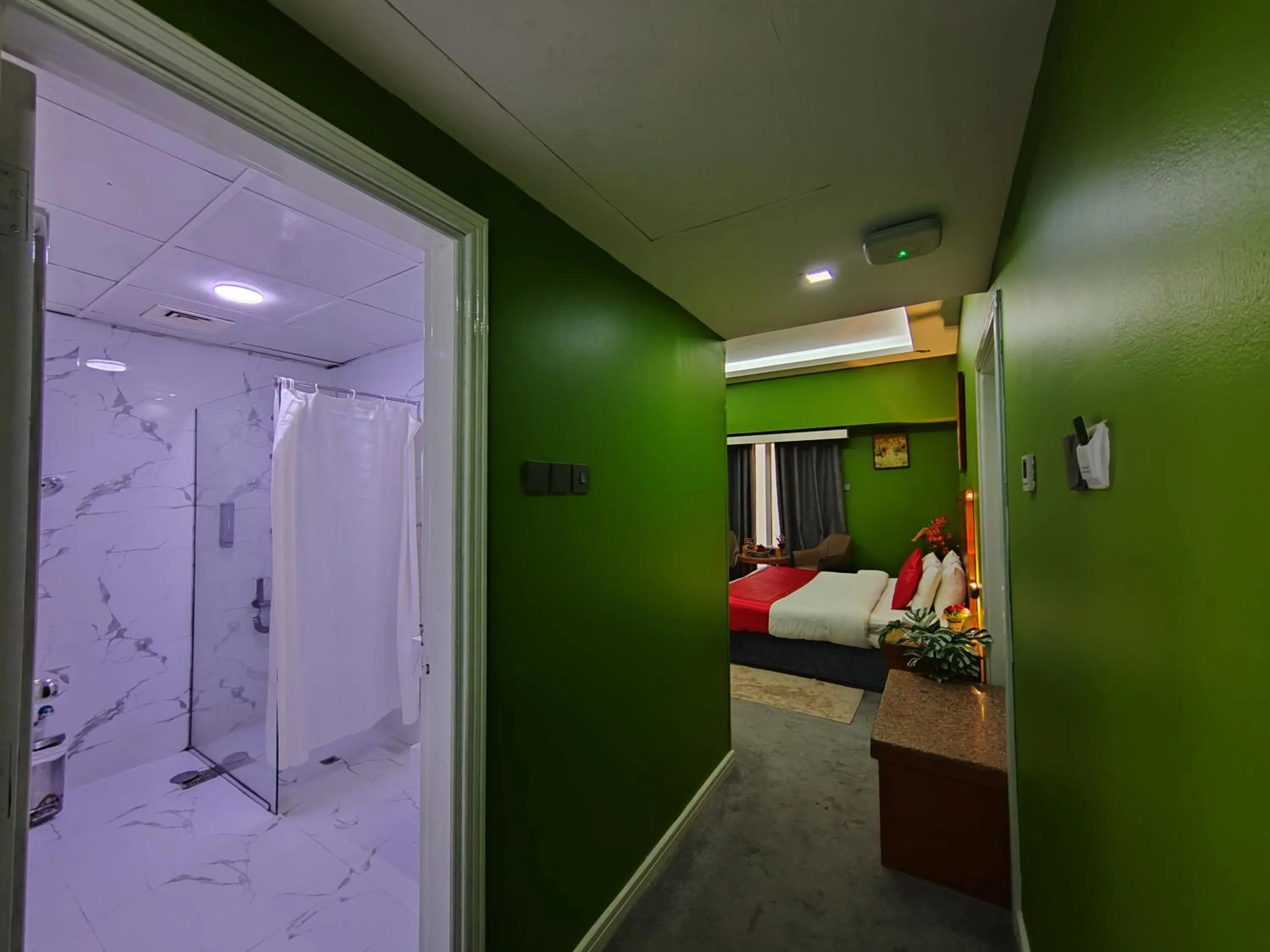 Bed in Le Paradise Palace Hotel Deira Dubai Al Rigga