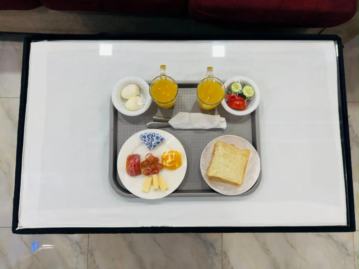 Breakfast in Le Paradise Palace Hotel Deira Dubai Al Rigga