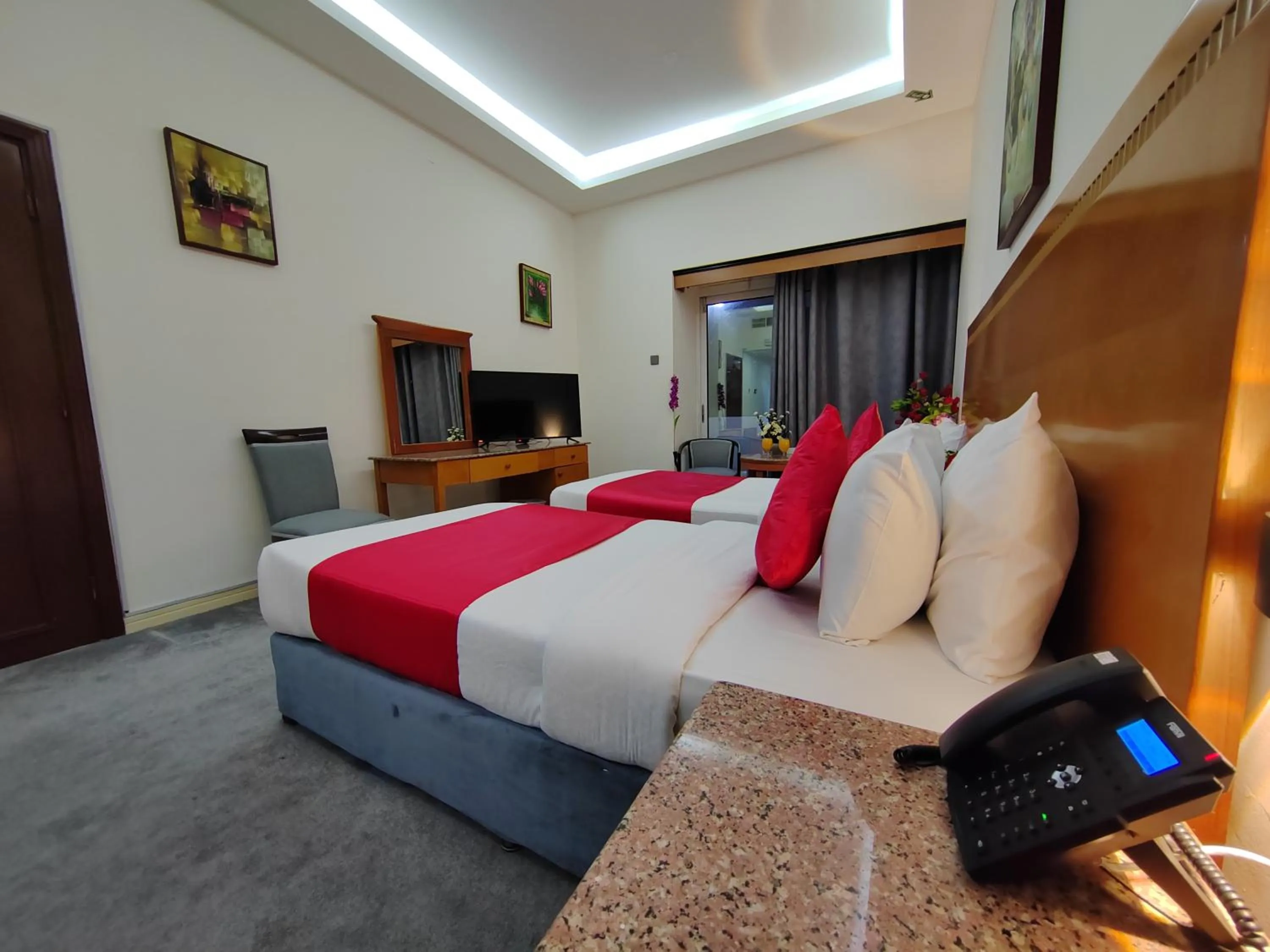 Bed in Le Paradise Palace Hotel Deira Dubai Al Rigga