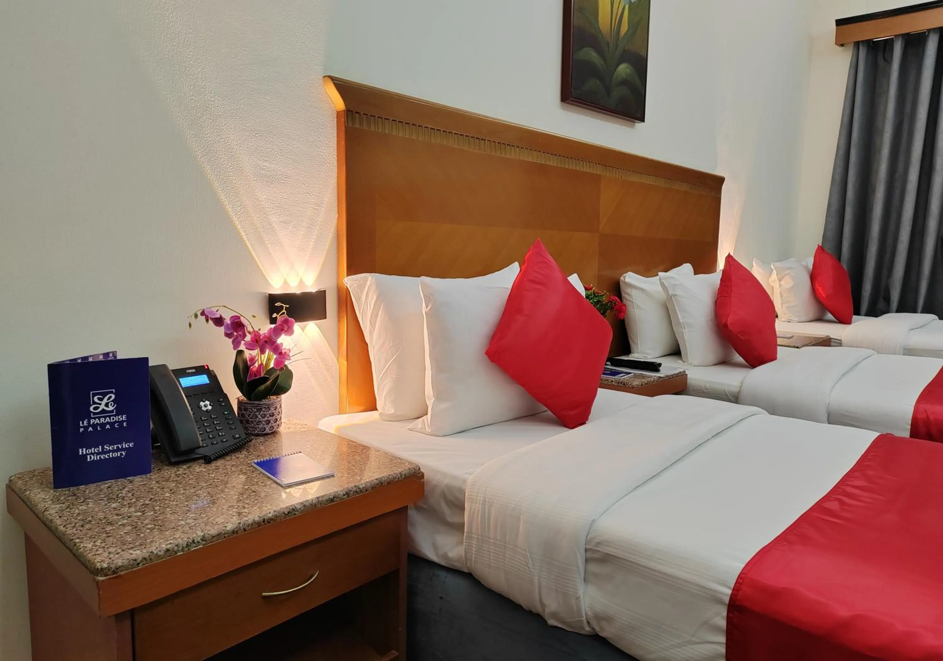 Bed in Le Paradise Palace Hotel Deira Dubai Al Rigga