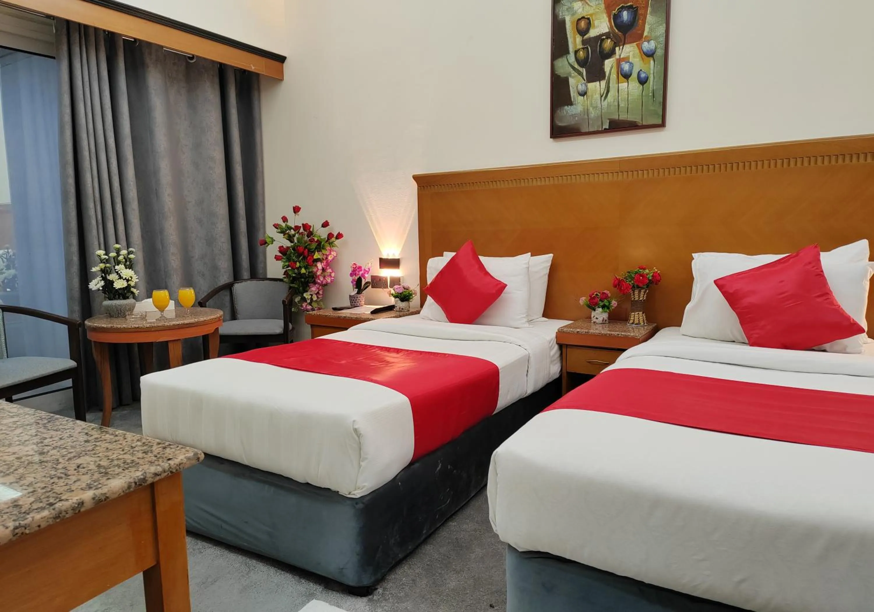 Bed in Le Paradise Palace Hotel Deira Dubai Al Rigga