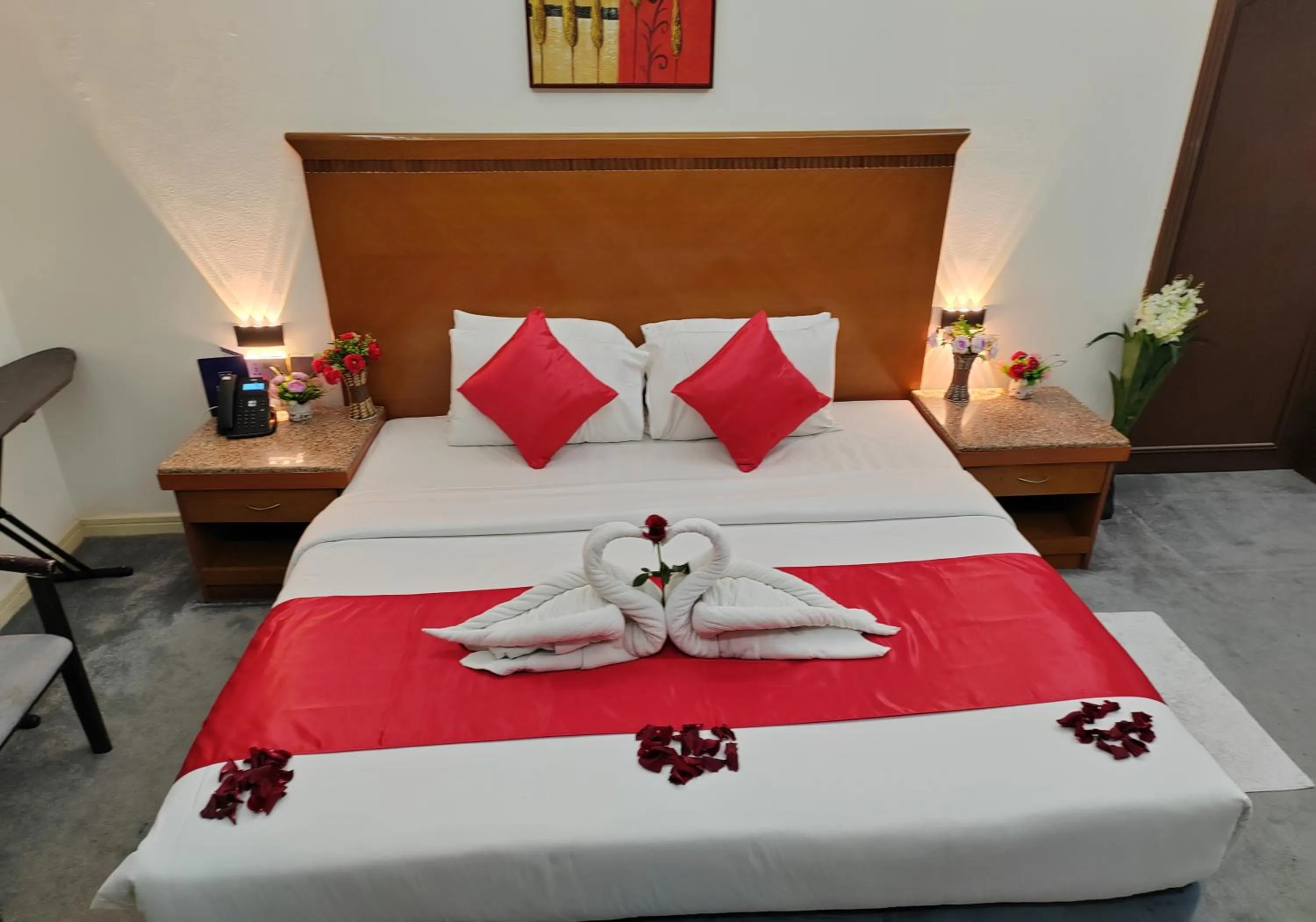 Bed in Le Paradise Palace Hotel Deira Dubai Al Rigga