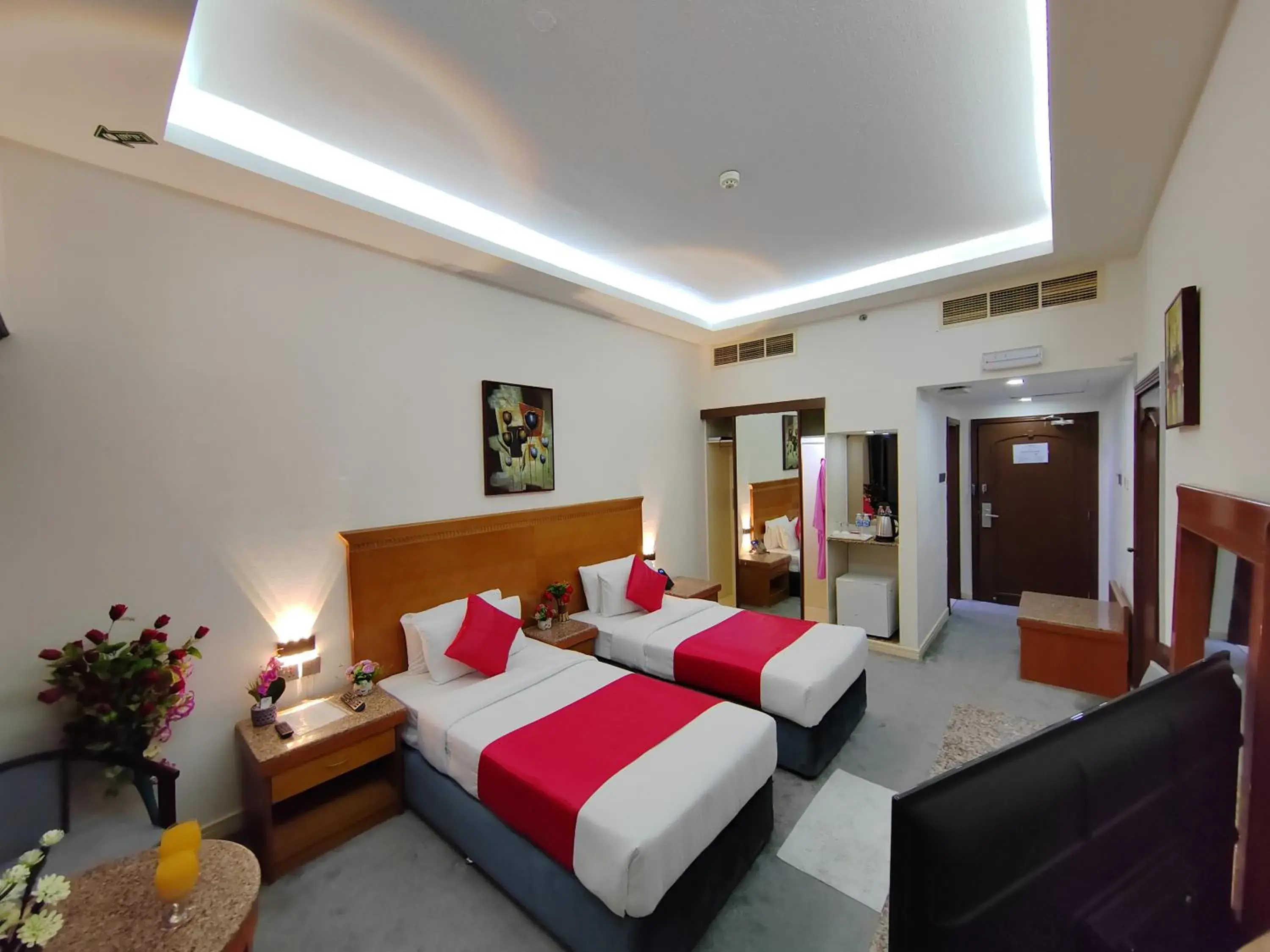 Twin Room in Le Paradise Palace Hotel Deira Dubai Al Rigga Twin Room in Le Paradise Palace Hotel Deira Dubai Al Rigga