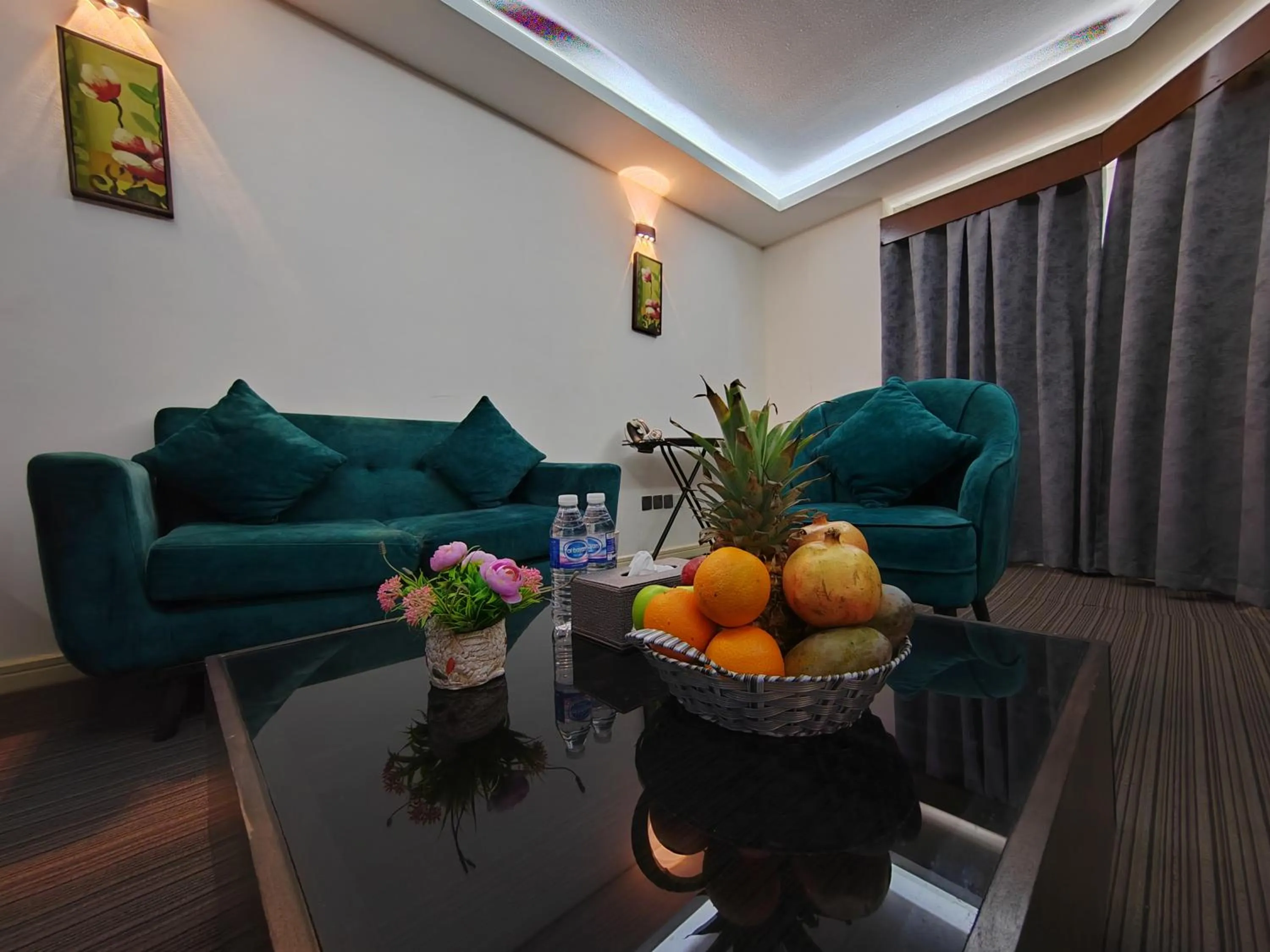 Food and drinks in Le Paradise Palace Hotel Deira Dubai Al Rigga