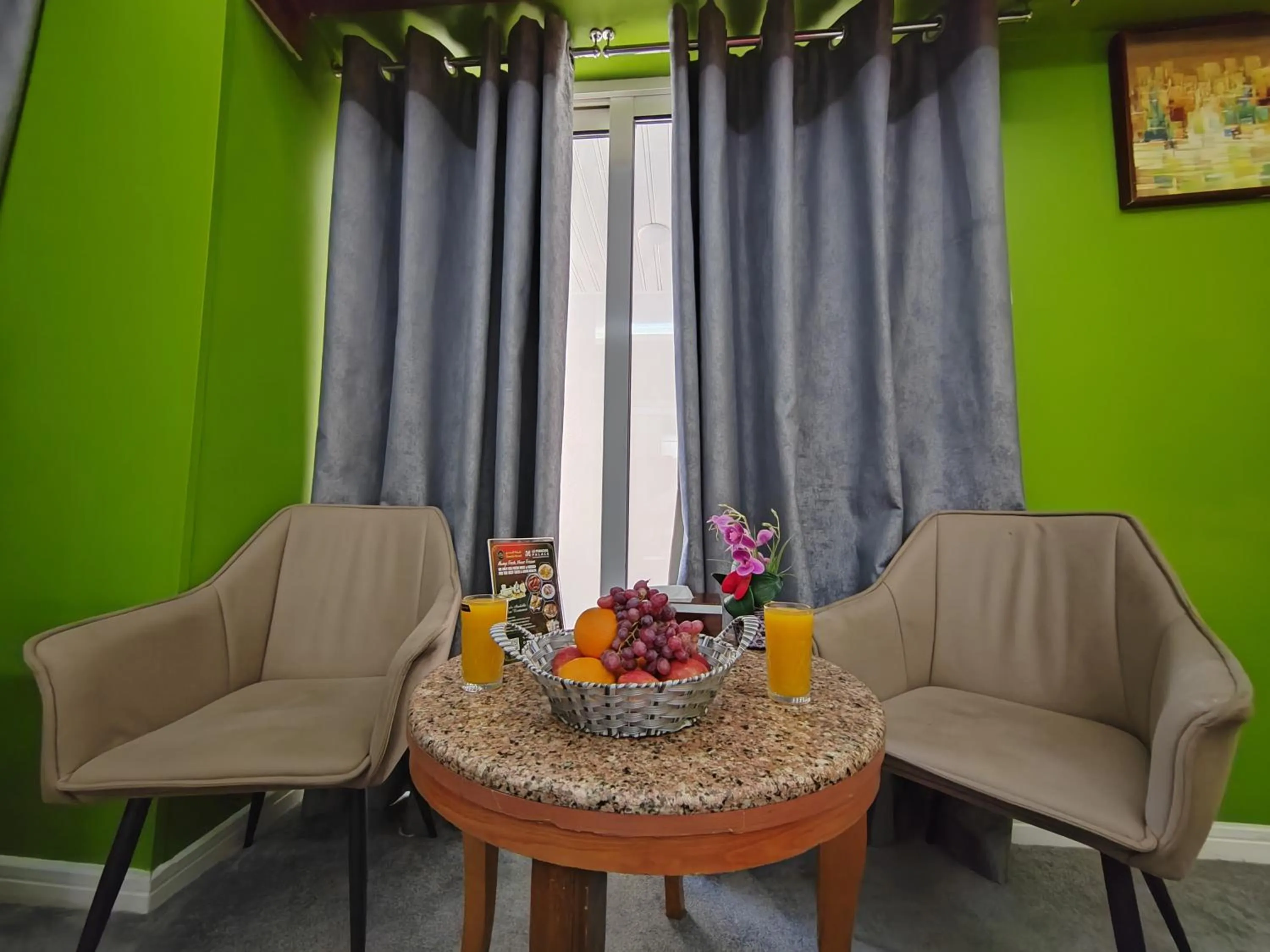 Seating area in Le Paradise Palace Hotel Deira Dubai Al Rigga