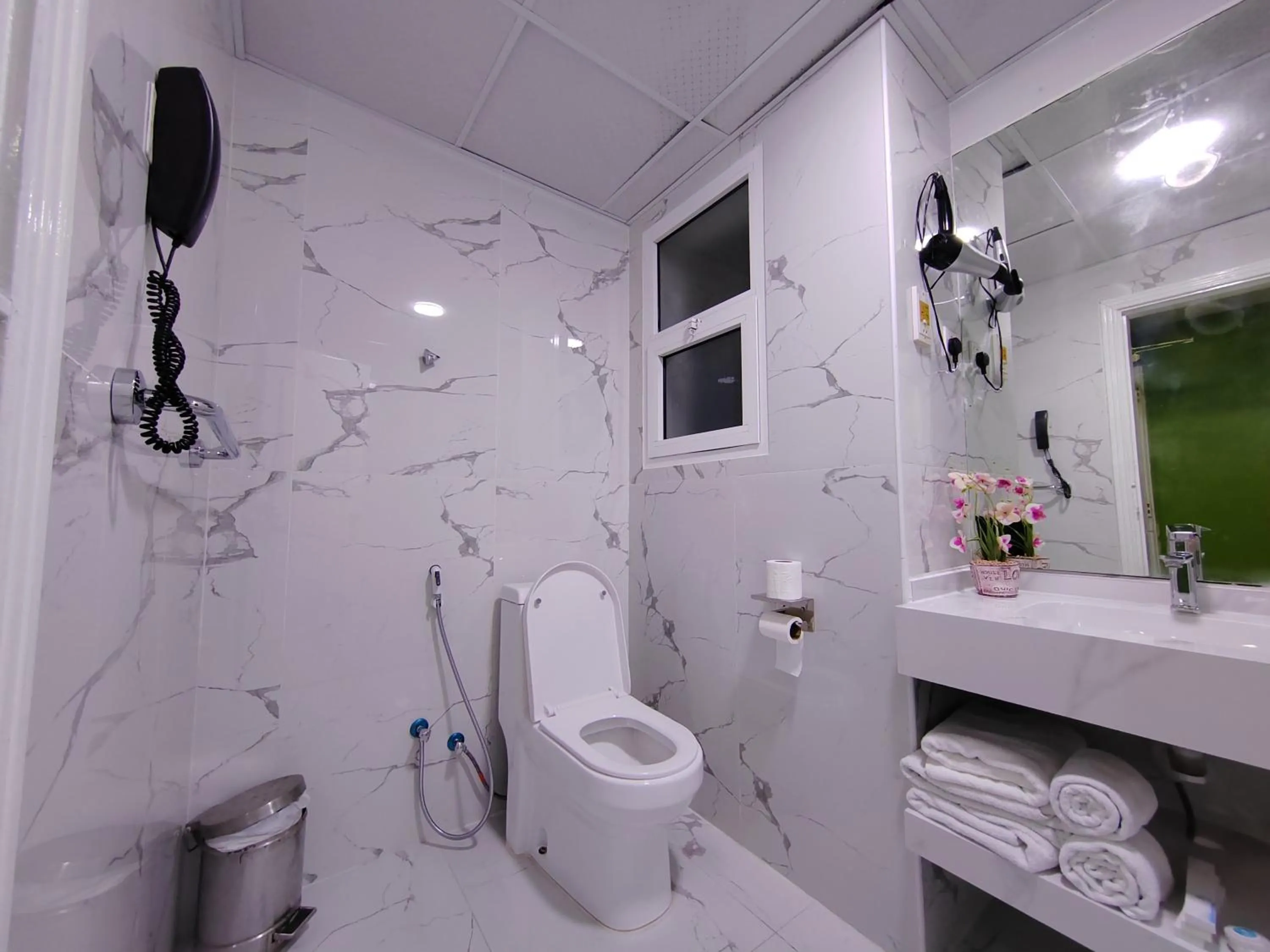 Bathroom in Le Paradise Palace Hotel Deira Dubai Al Rigga