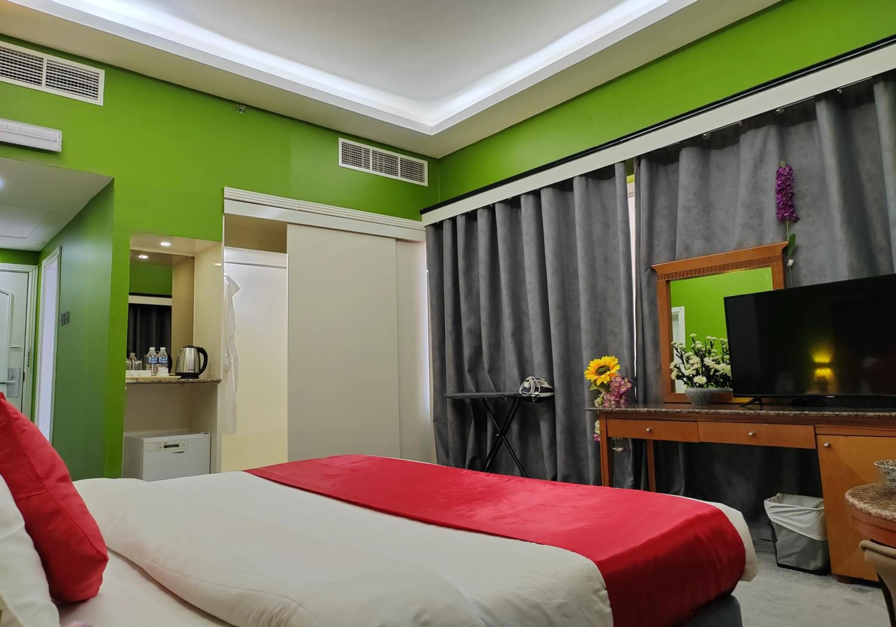 Communal lounge/ TV room in Le Paradise Palace Hotel Deira Dubai Al Rigga