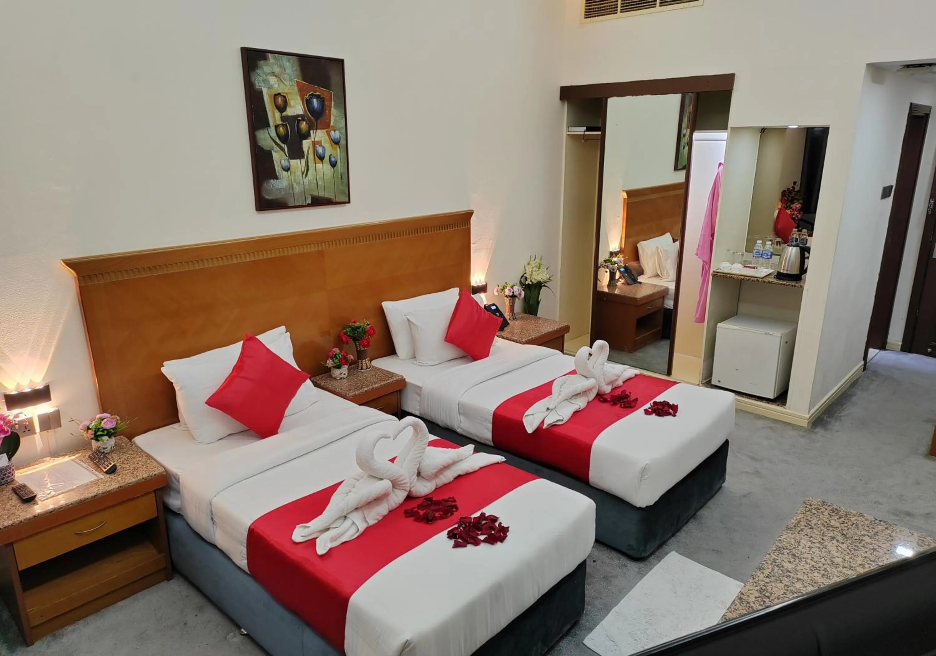 Bed in Le Paradise Palace Hotel Deira Dubai Al Rigga