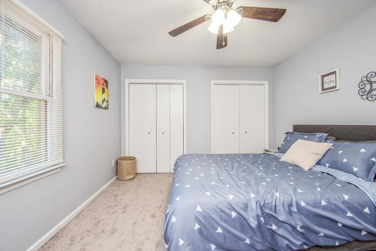 Bed in No Place Like Homeplace Ii