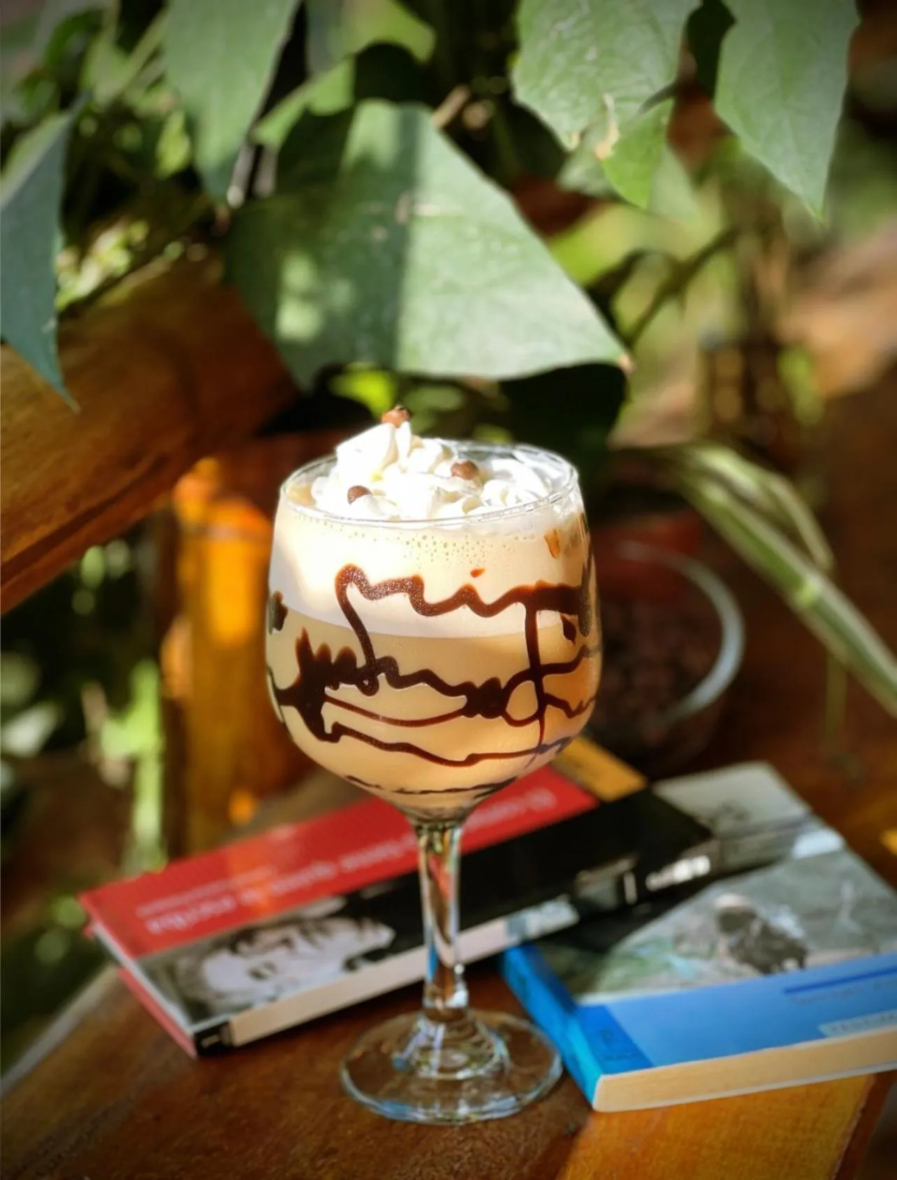 Food and drinks in Coffee House Minca