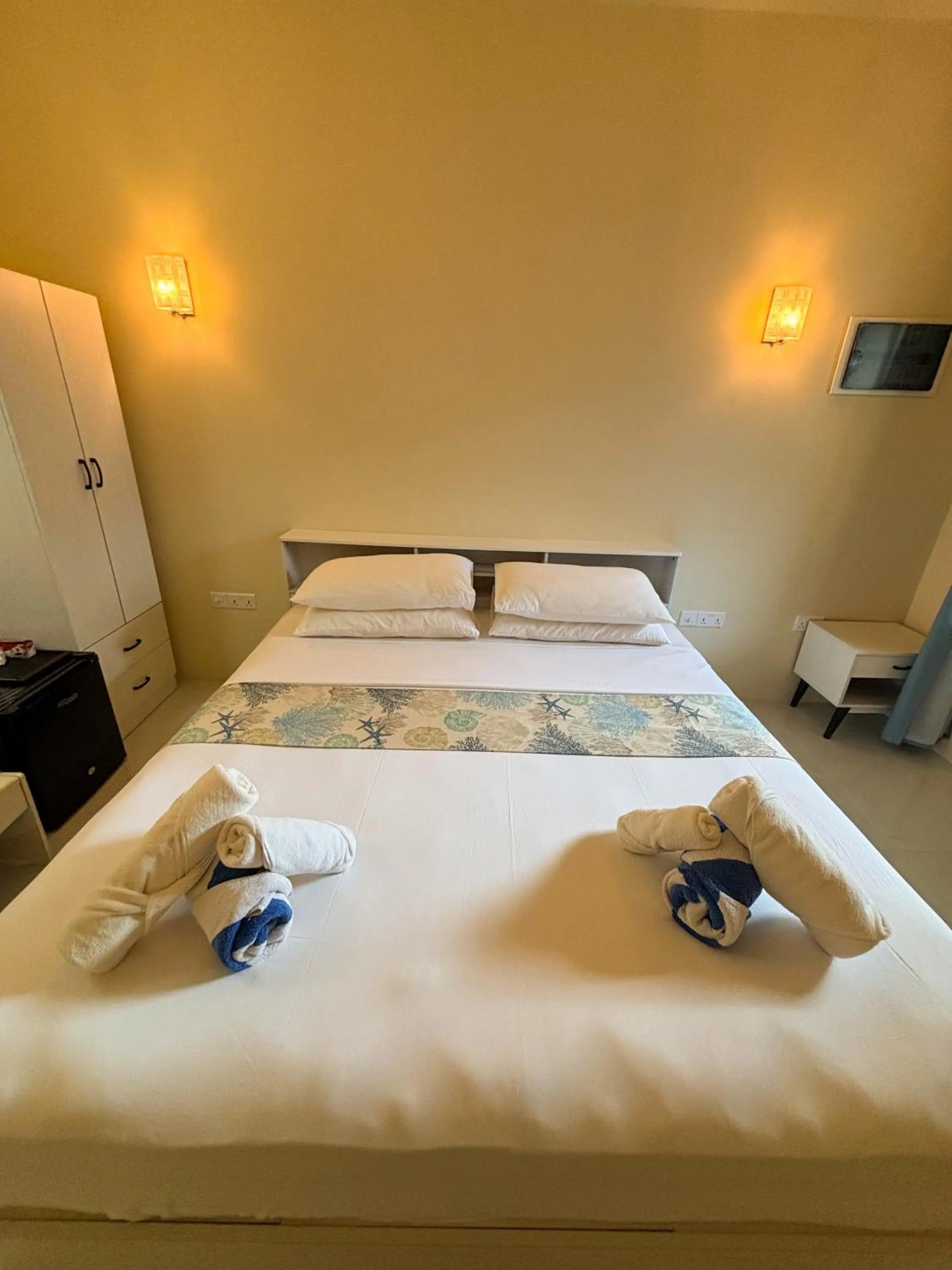 Bed in Dhigurah Dhonveli Boutique