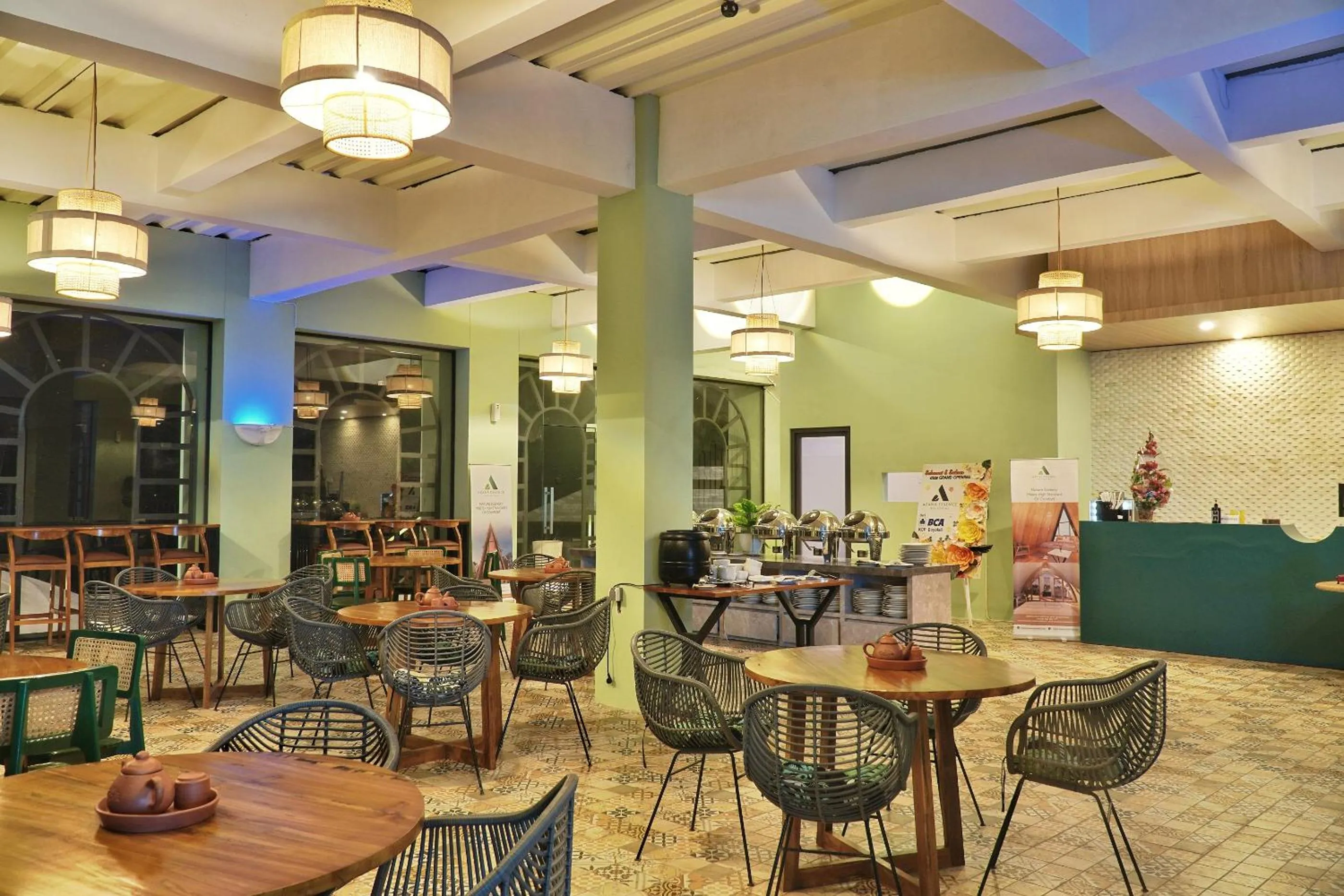 Restaurant/places to eat in Azana Essence Selo Boyolali