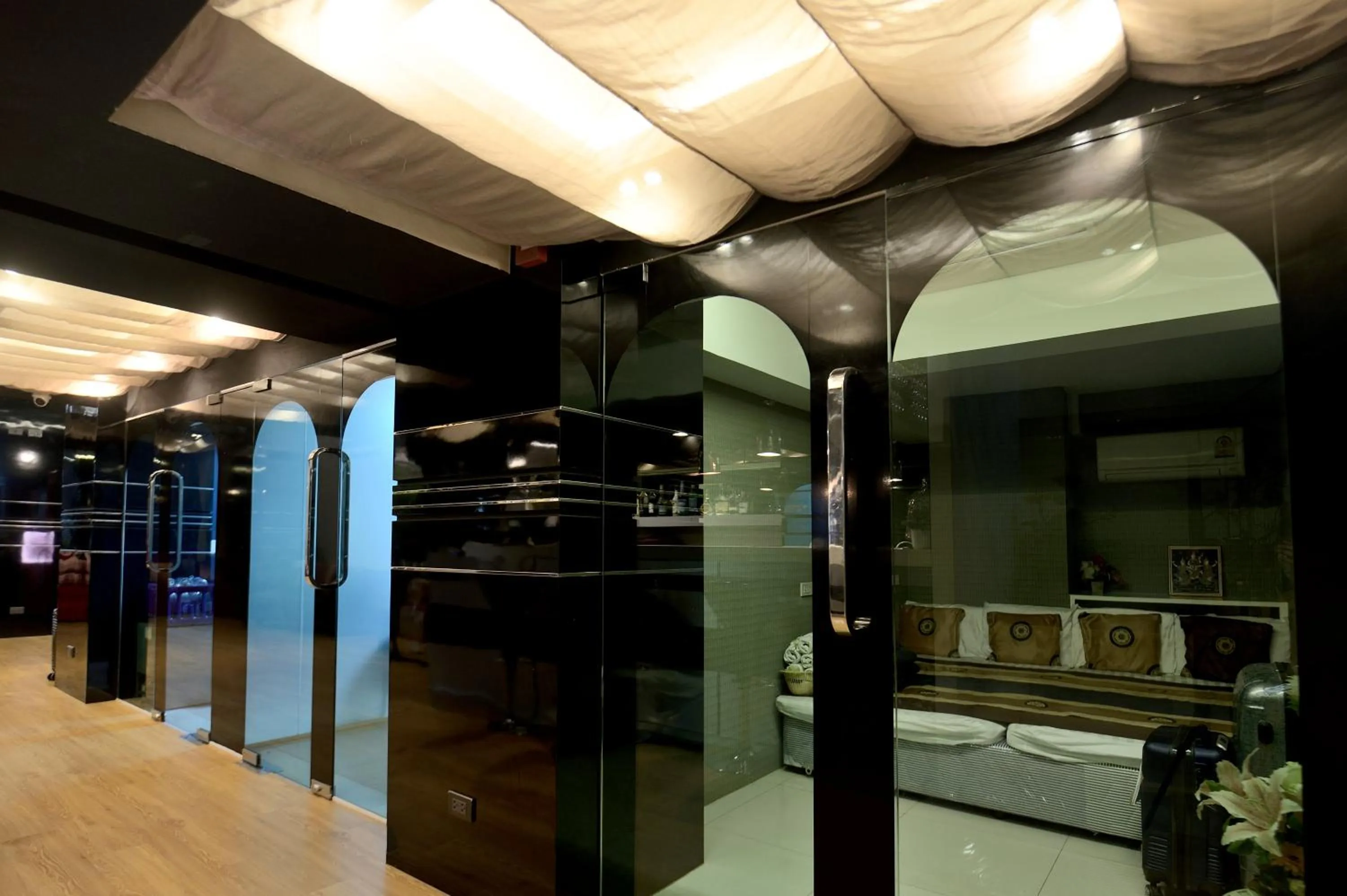 Property building in De Lux Bangkok Hotel