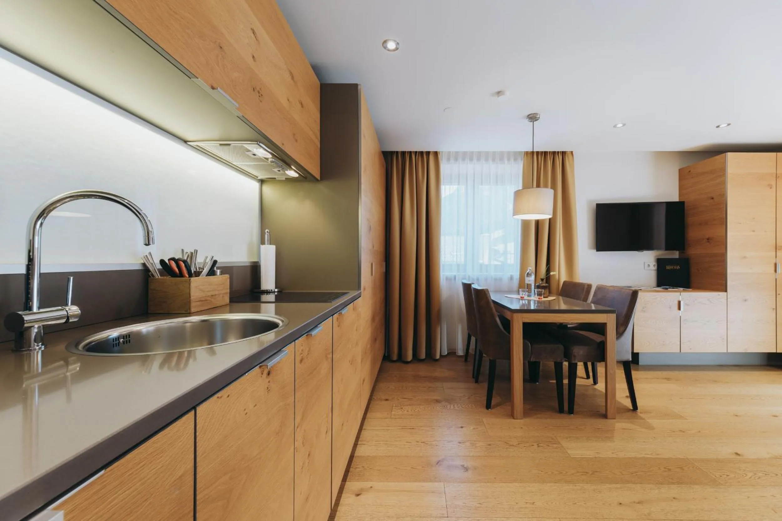 Kitchen or kitchenette in Apart-Hotel Laurus Lech