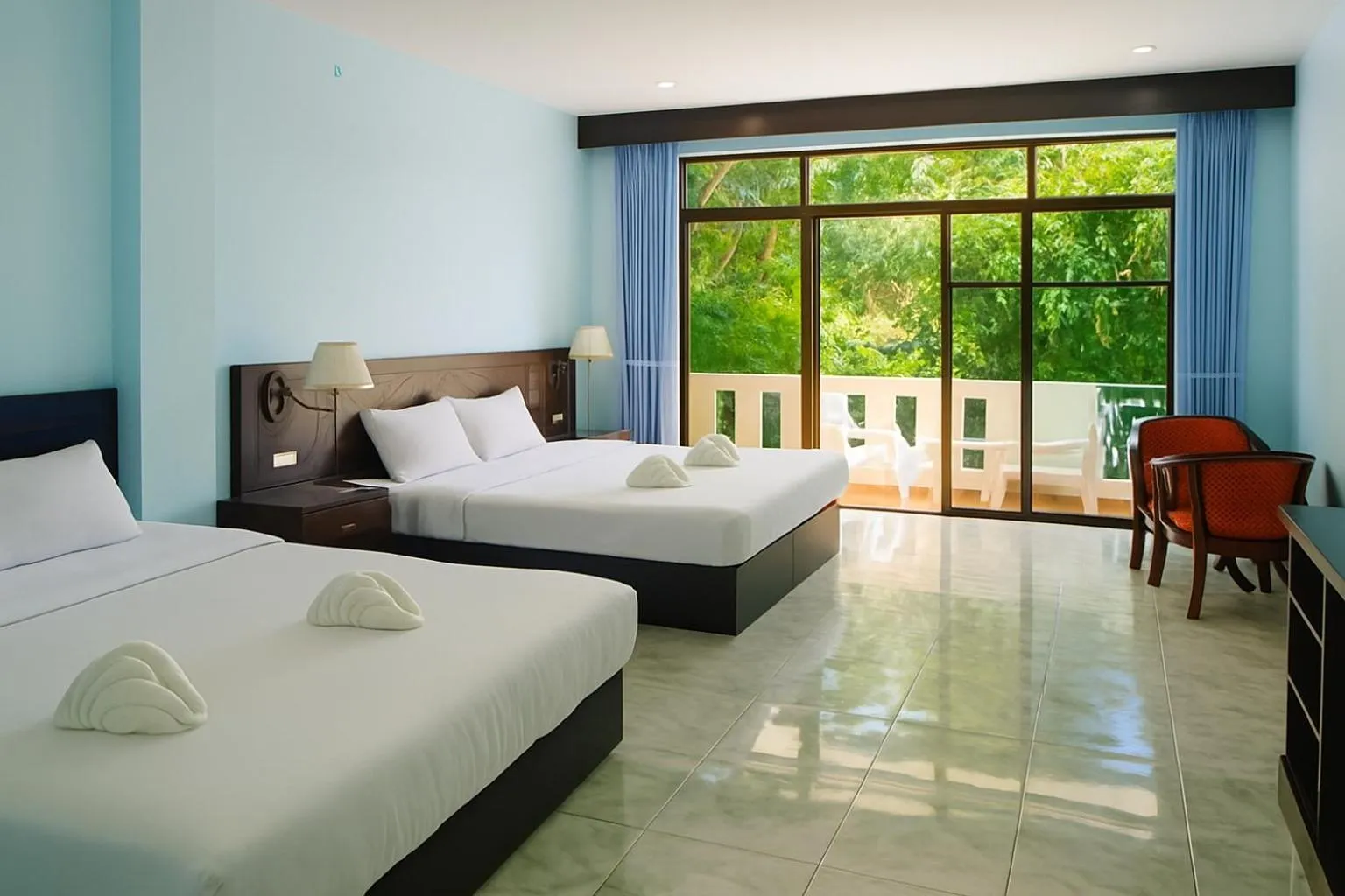 Bed in Riviera Patong