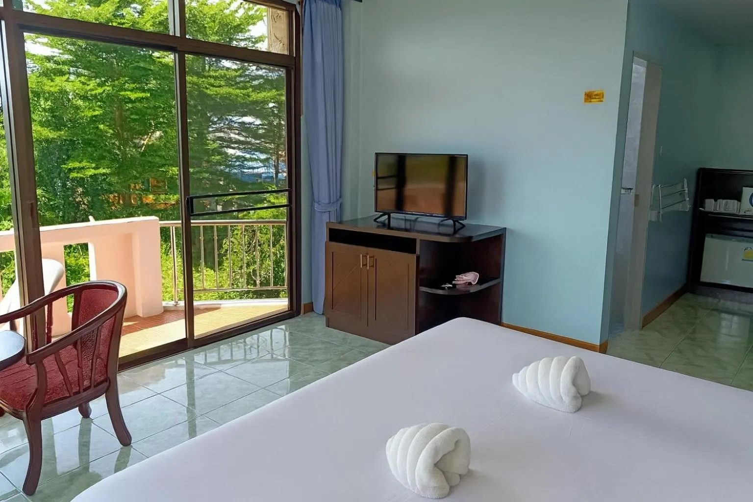 Bed in Riviera Patong