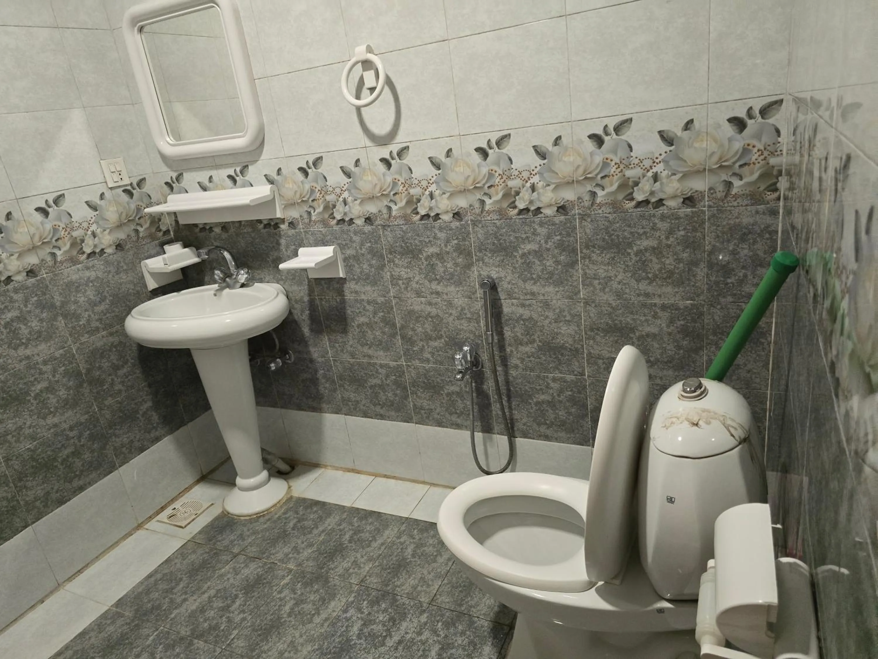 Bathroom in Kashmir lodge