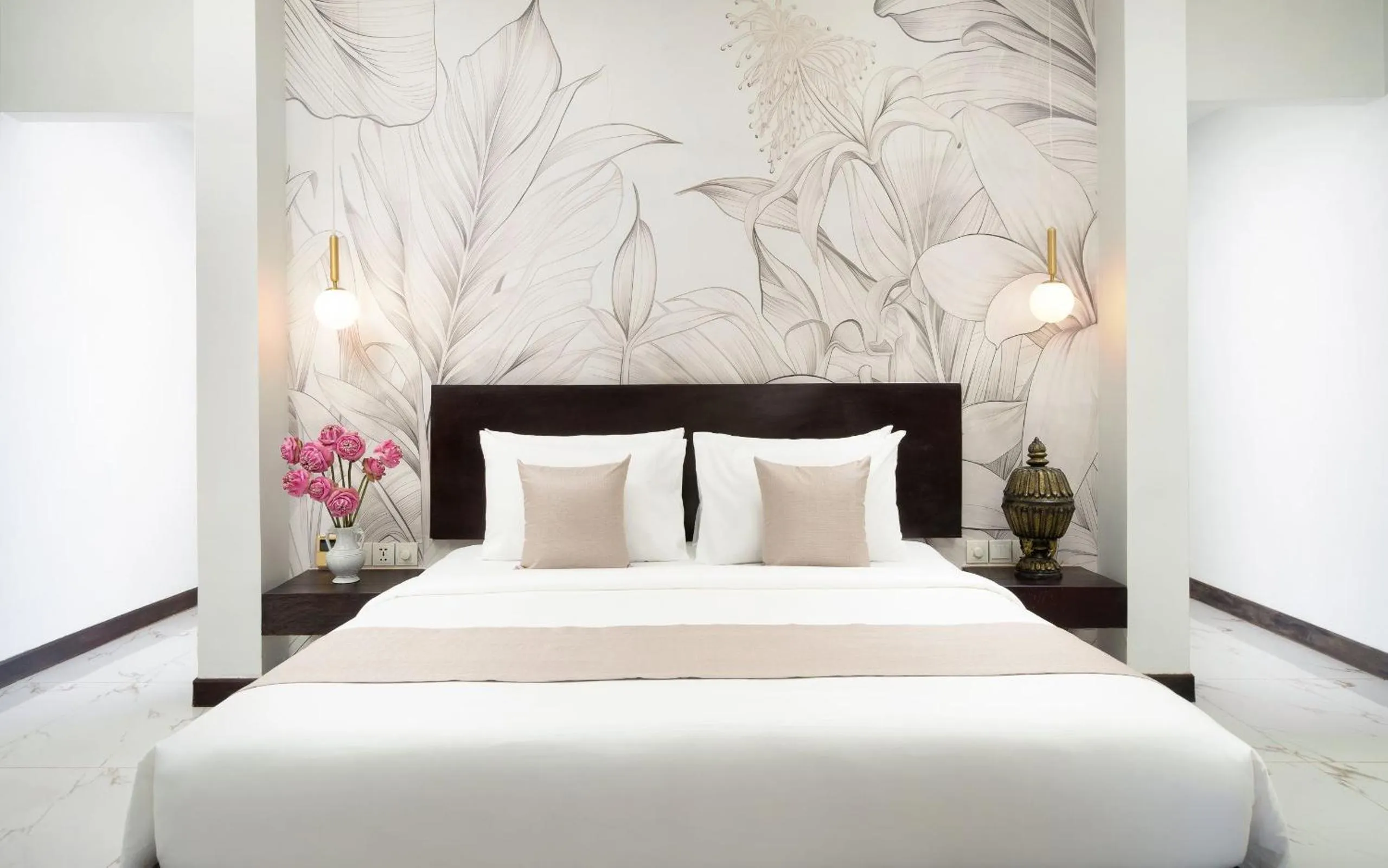 Bedroom, Bed in The Elephant