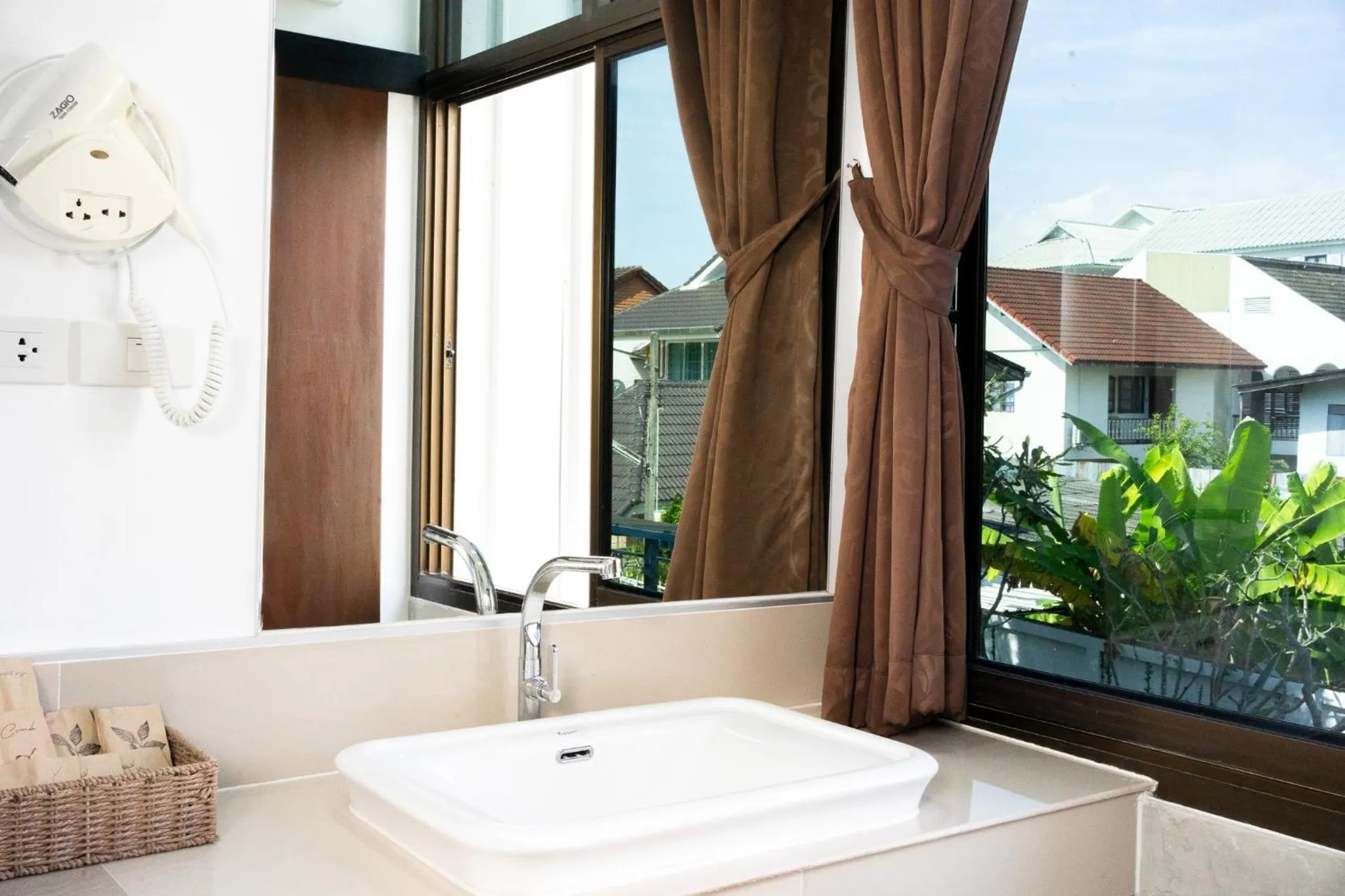 Bathroom in Singharaj Boutique Hotel