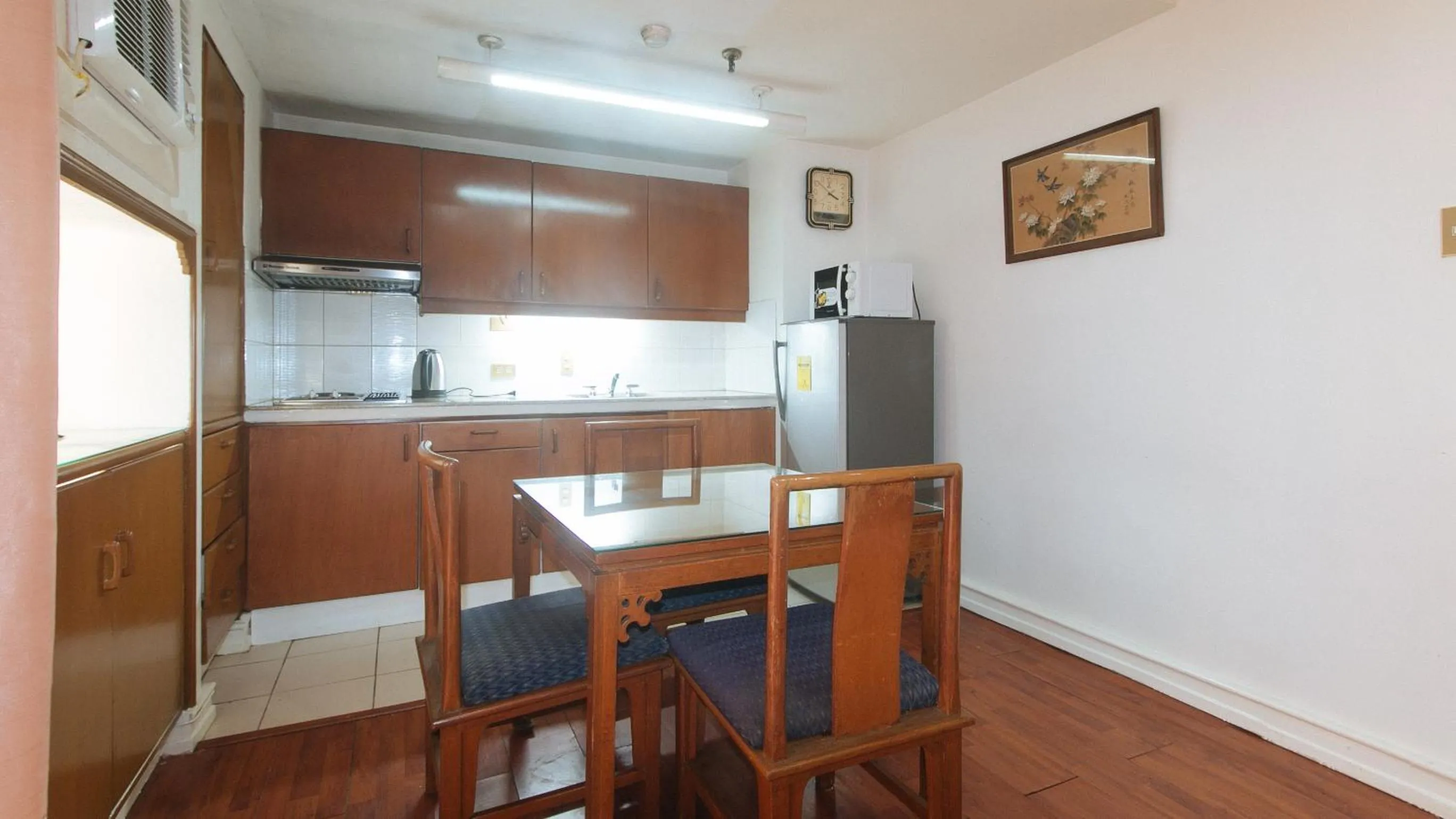 Kitchen or kitchenette in Sunette Tower Makati