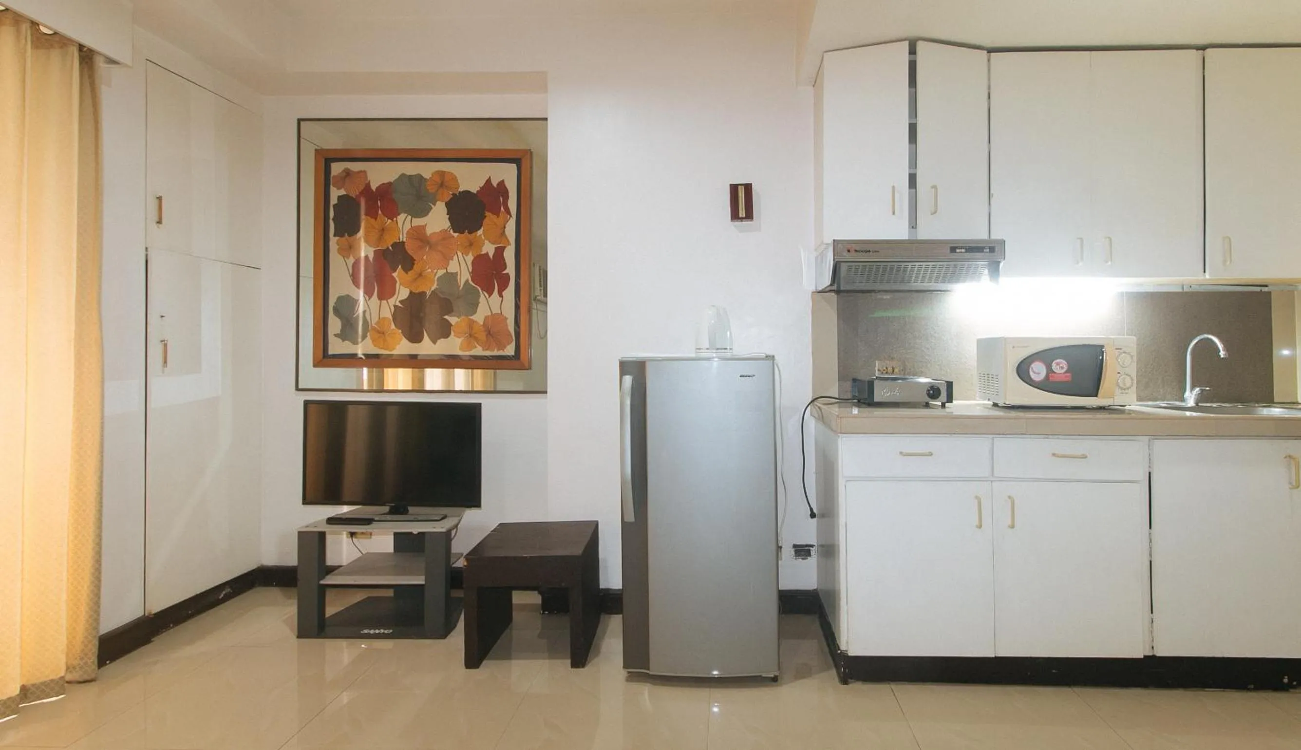 Kitchen or kitchenette in Sunette Tower Makati