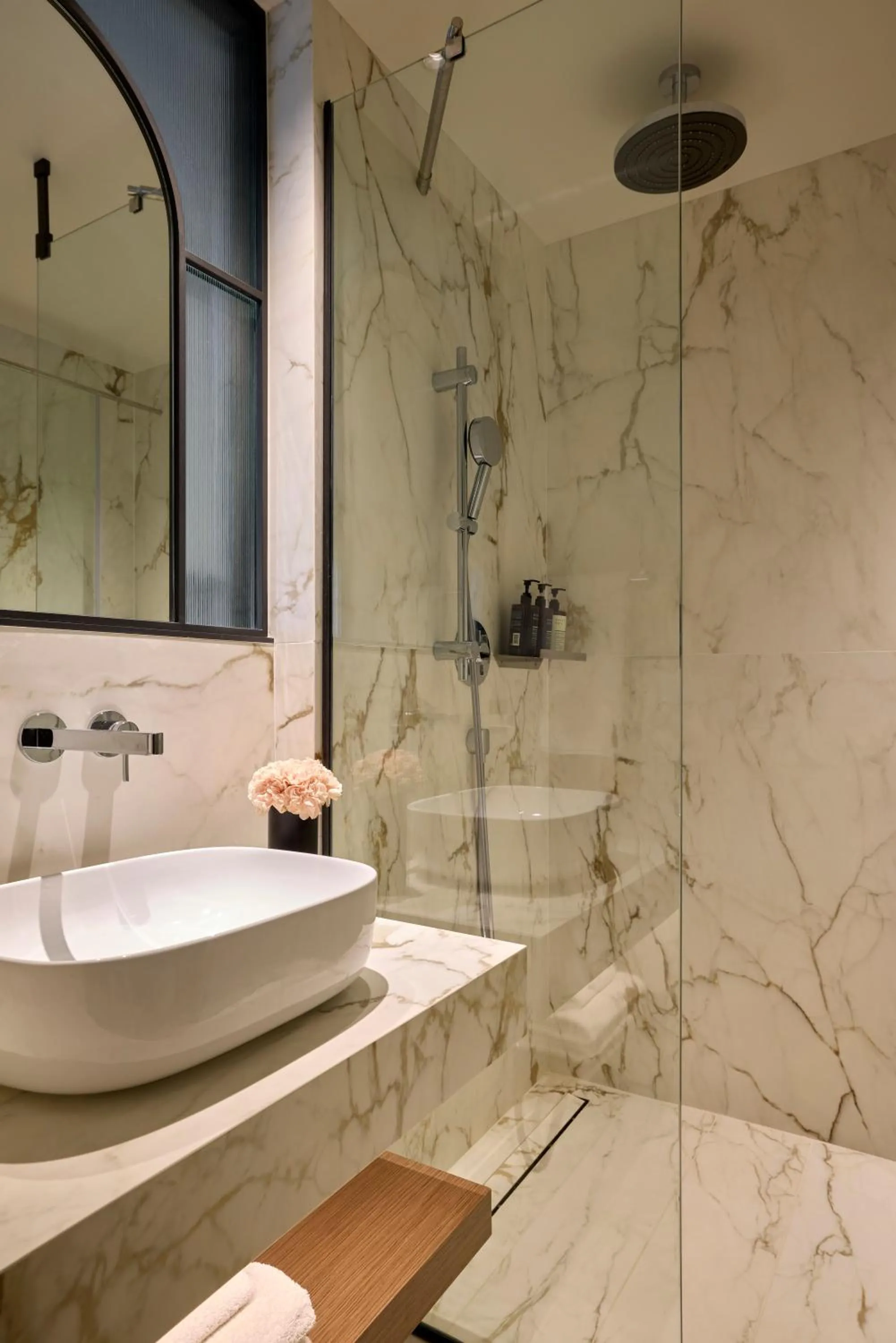 Shower in Eagles Palace - Small Luxury Hotels of the World