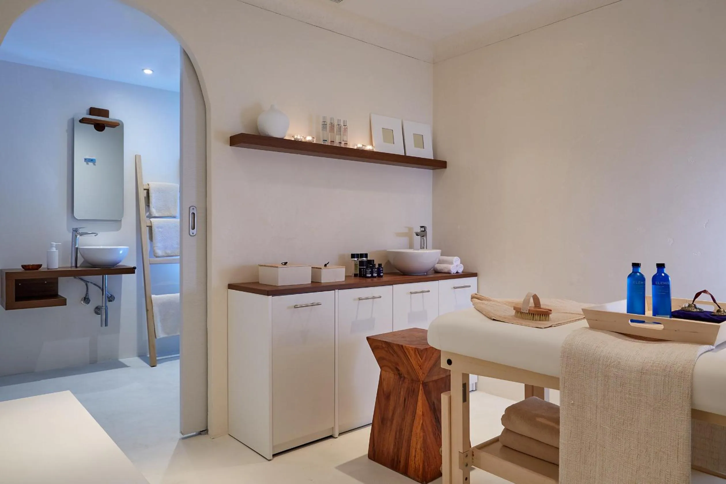 Massage in Eagles Palace - Small Luxury Hotels of the World