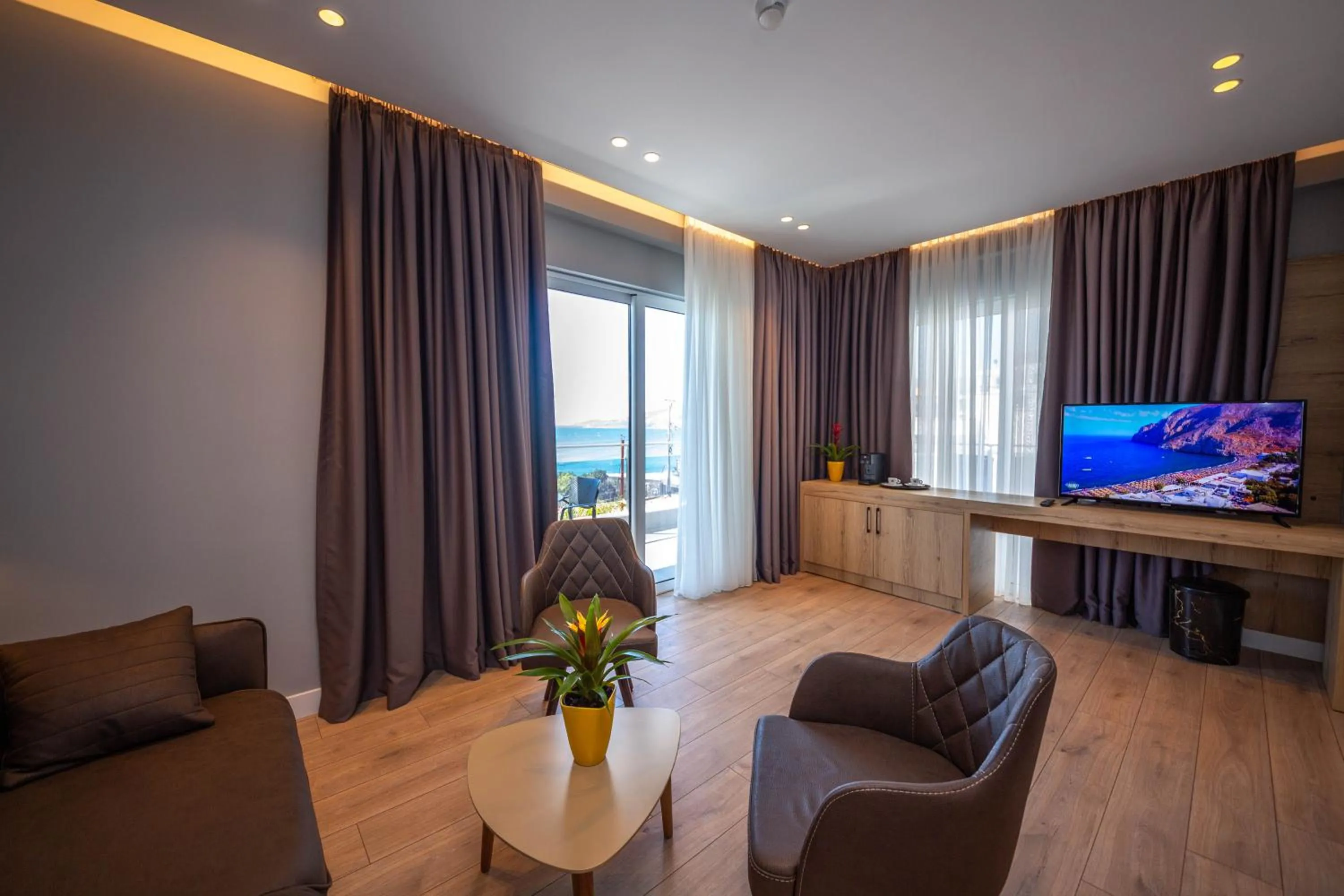 Living room in Azure Inn Hotel