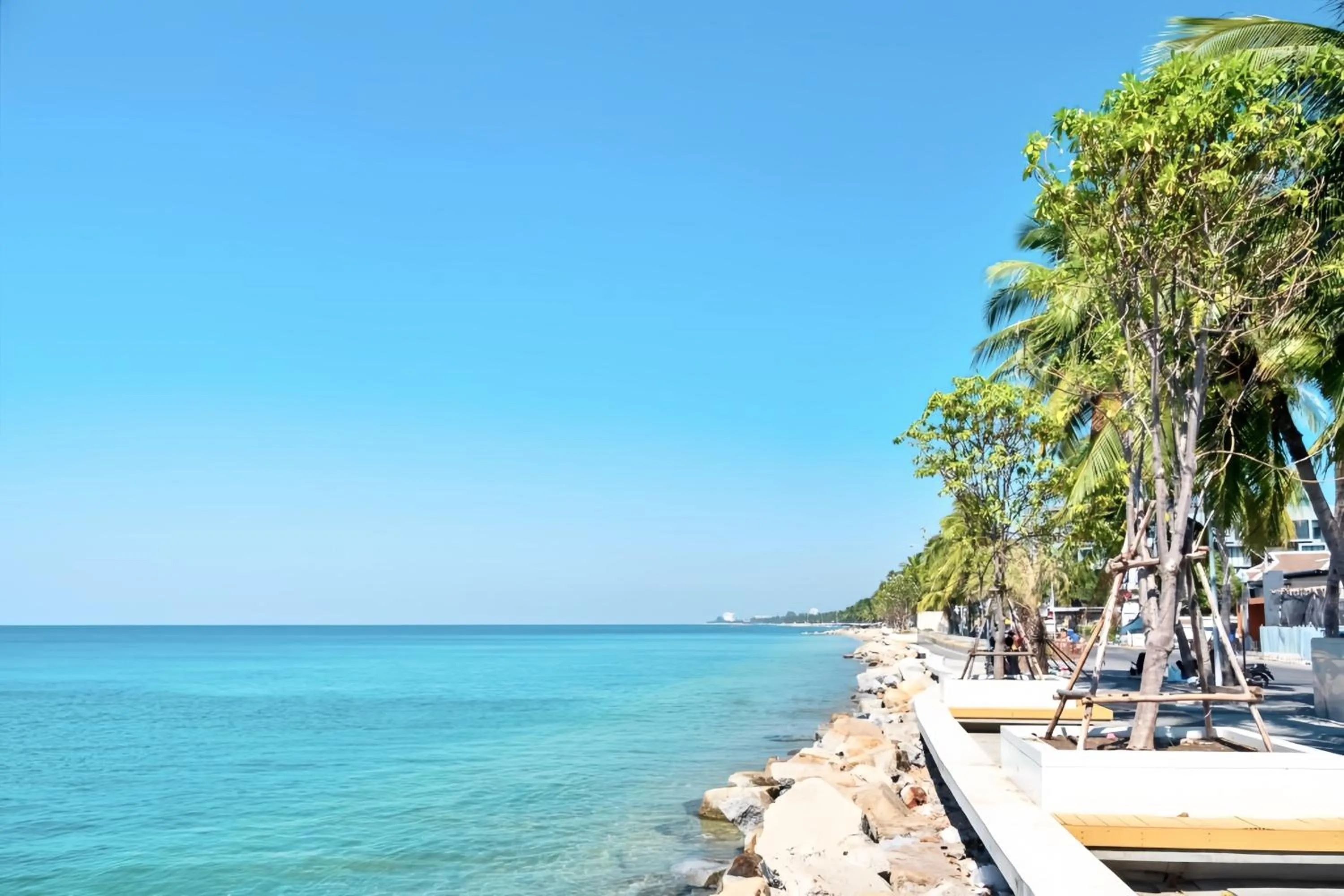 Natural landscape in The Sunset Bangsaen Hotel