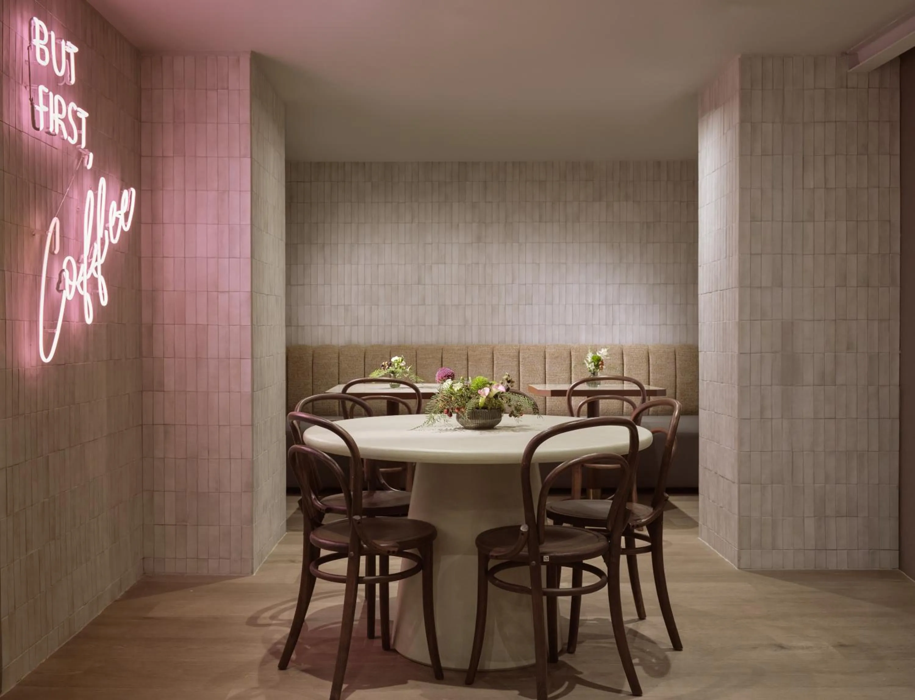 Restaurant/places to eat in City Hotel Thessaloniki