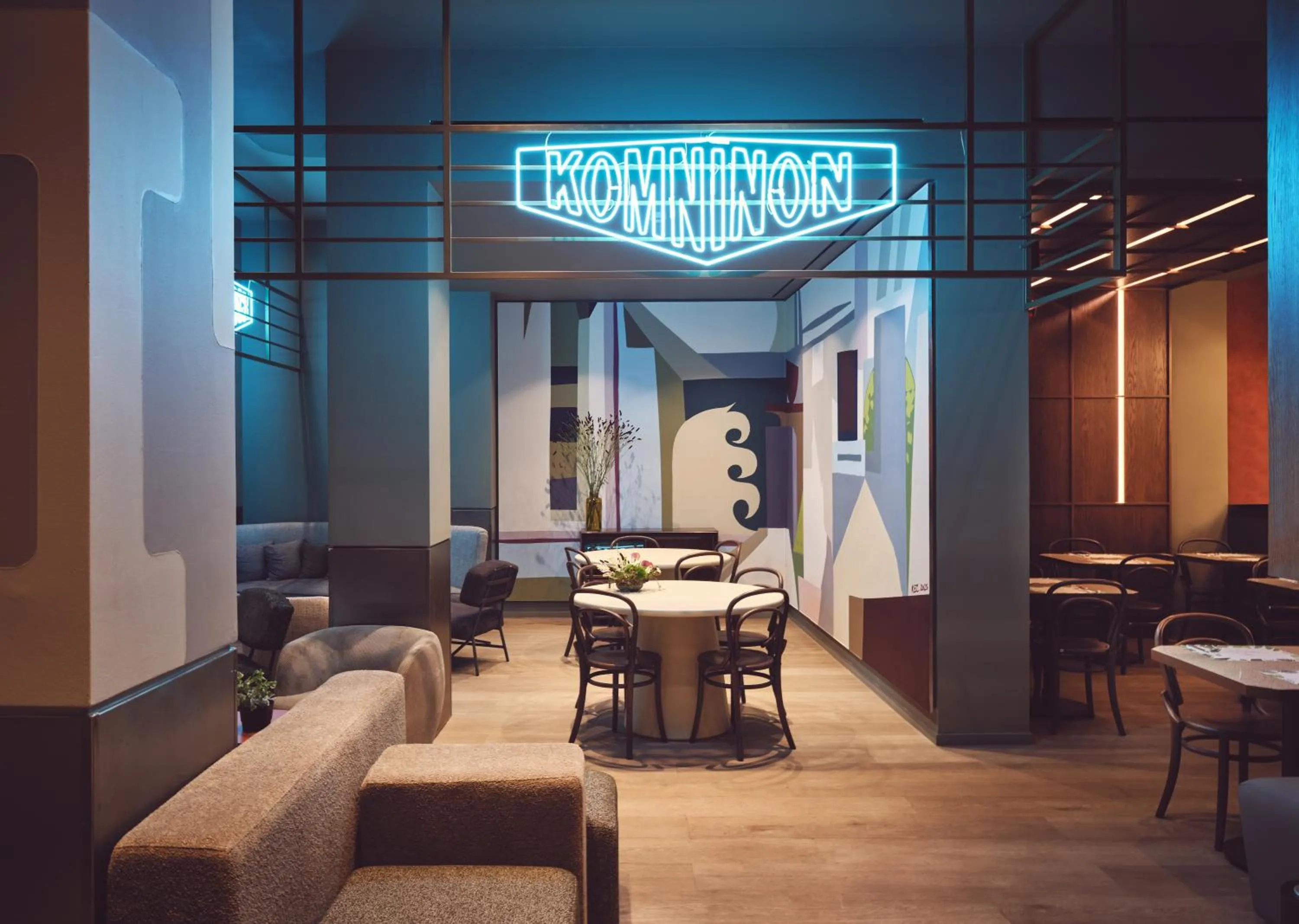 Lounge or bar in City Hotel Thessaloniki