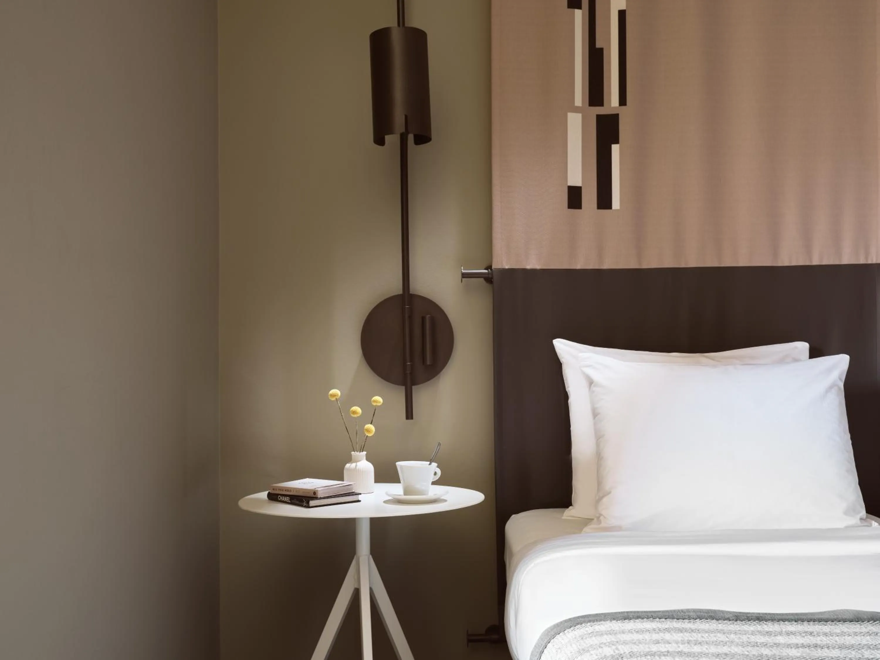 Bed in City Hotel Thessaloniki