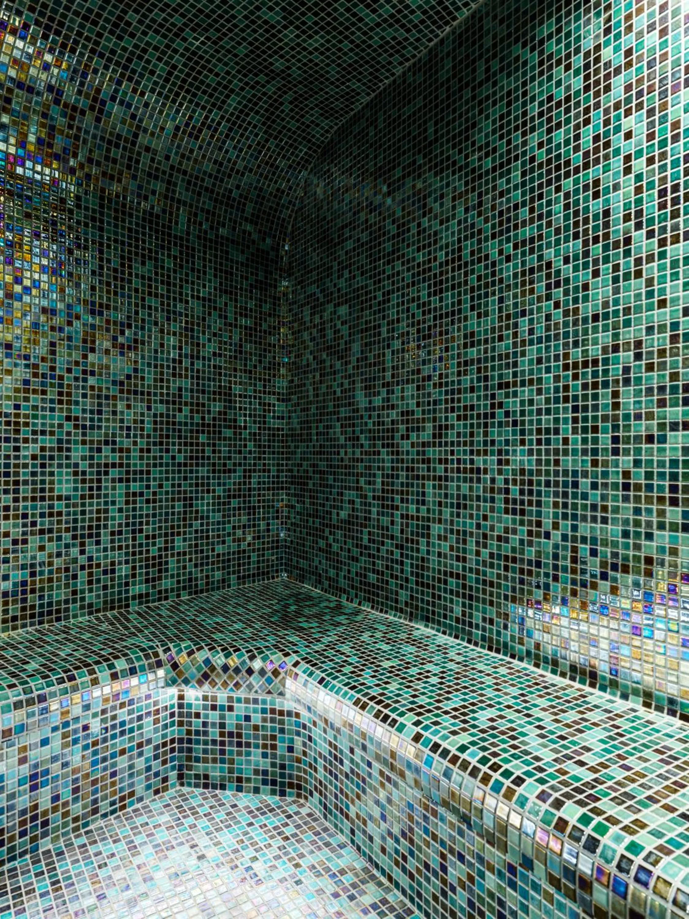 Spa and wellness centre/facilities in NIKO Seaside Resort MGallery