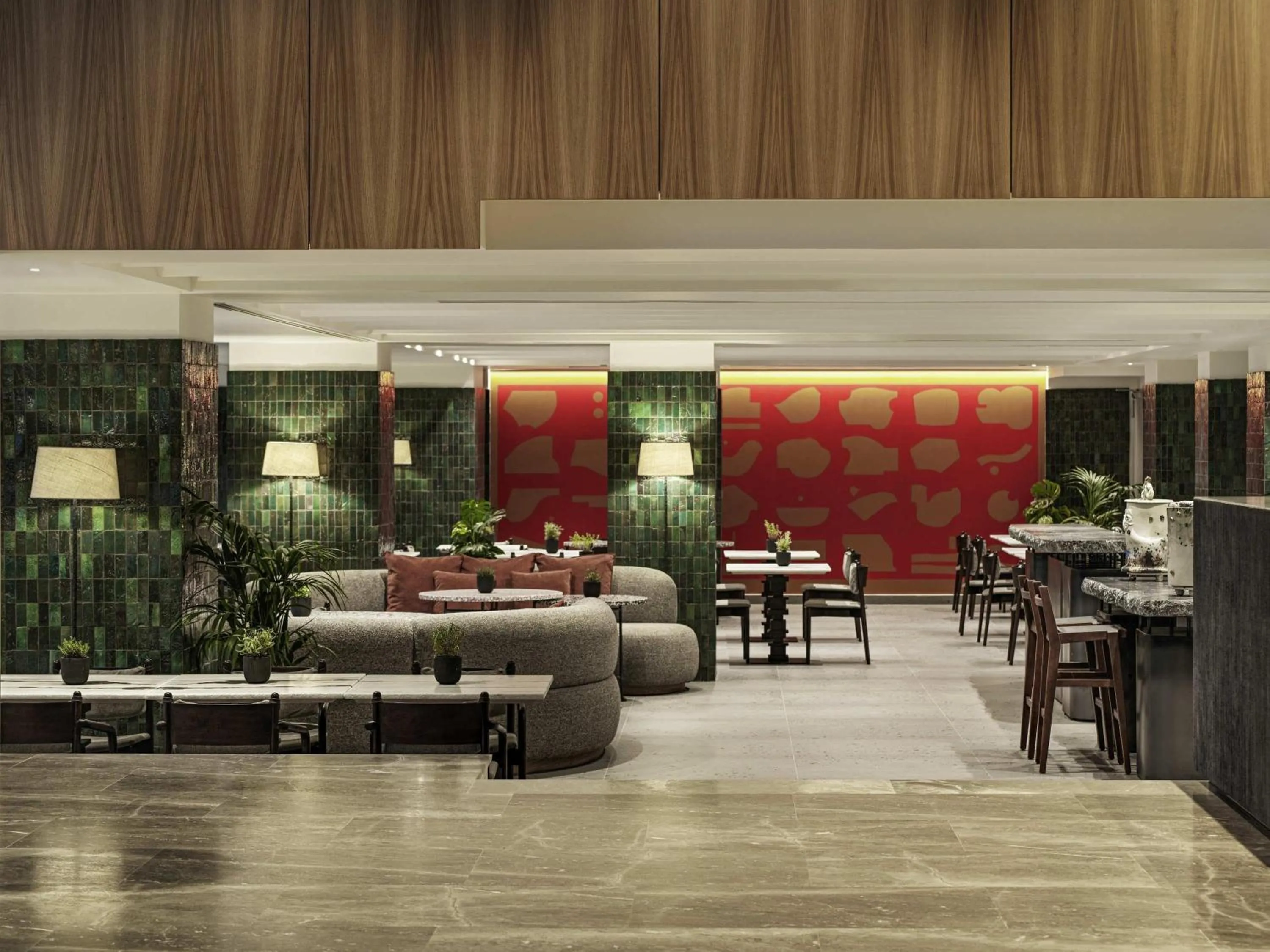 Restaurant/places to eat in NIKO Seaside Resort MGallery