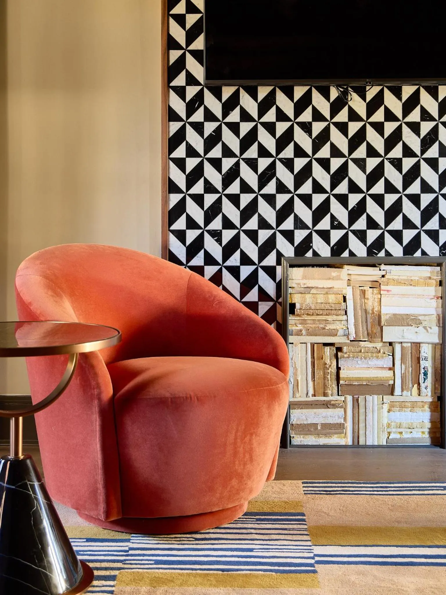 Seating area in Zelda Dearest