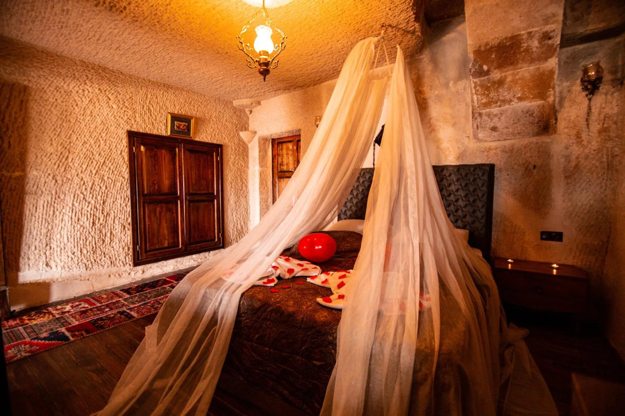 Bed in Katapa Special Cave