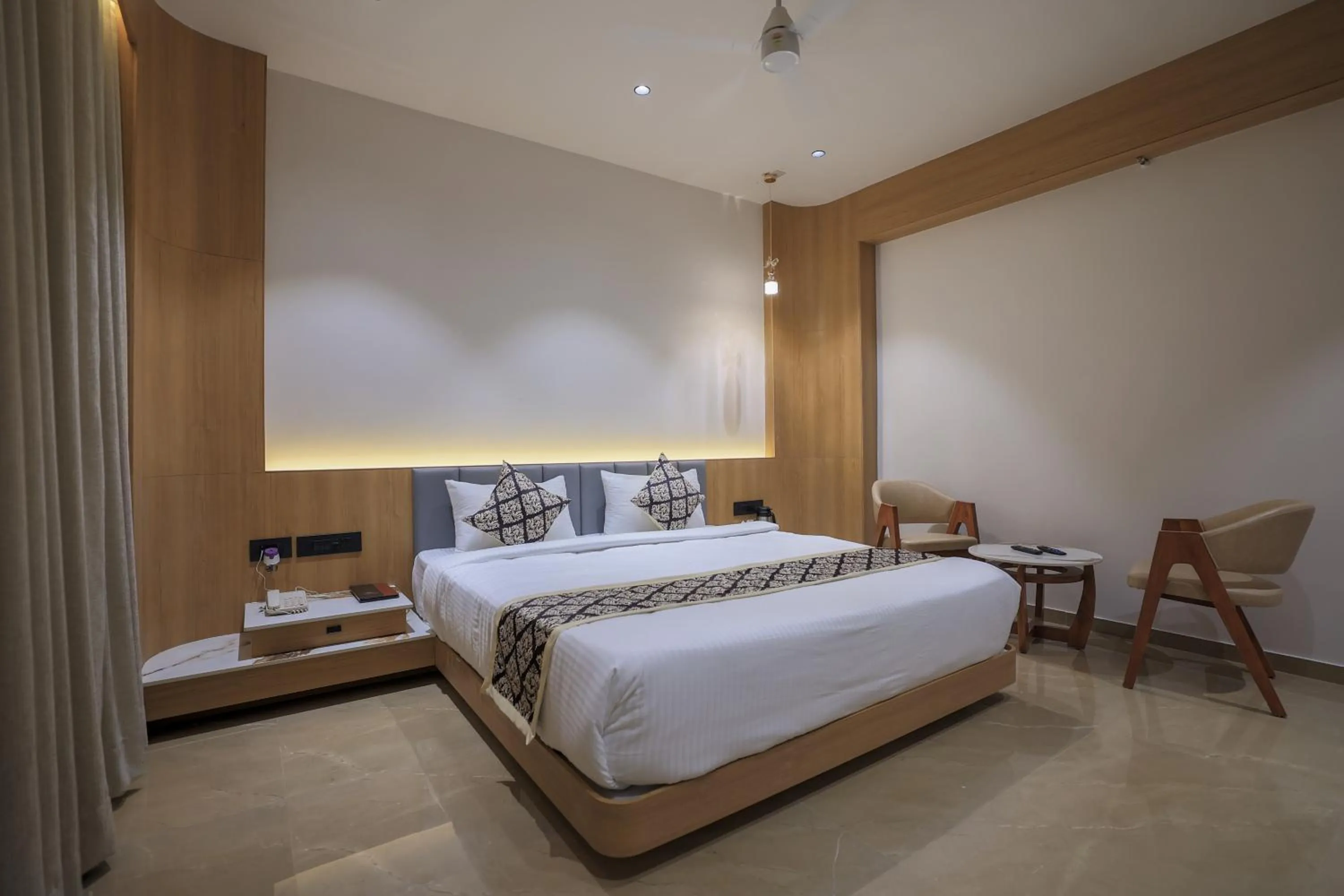 Bed in Hotel Aditya Mansingh Inn