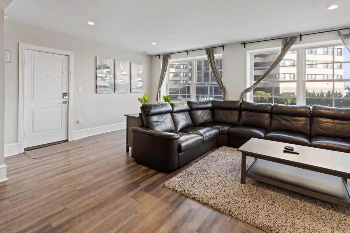 Luxurious 8BR Beach Duplex w Ocean Views