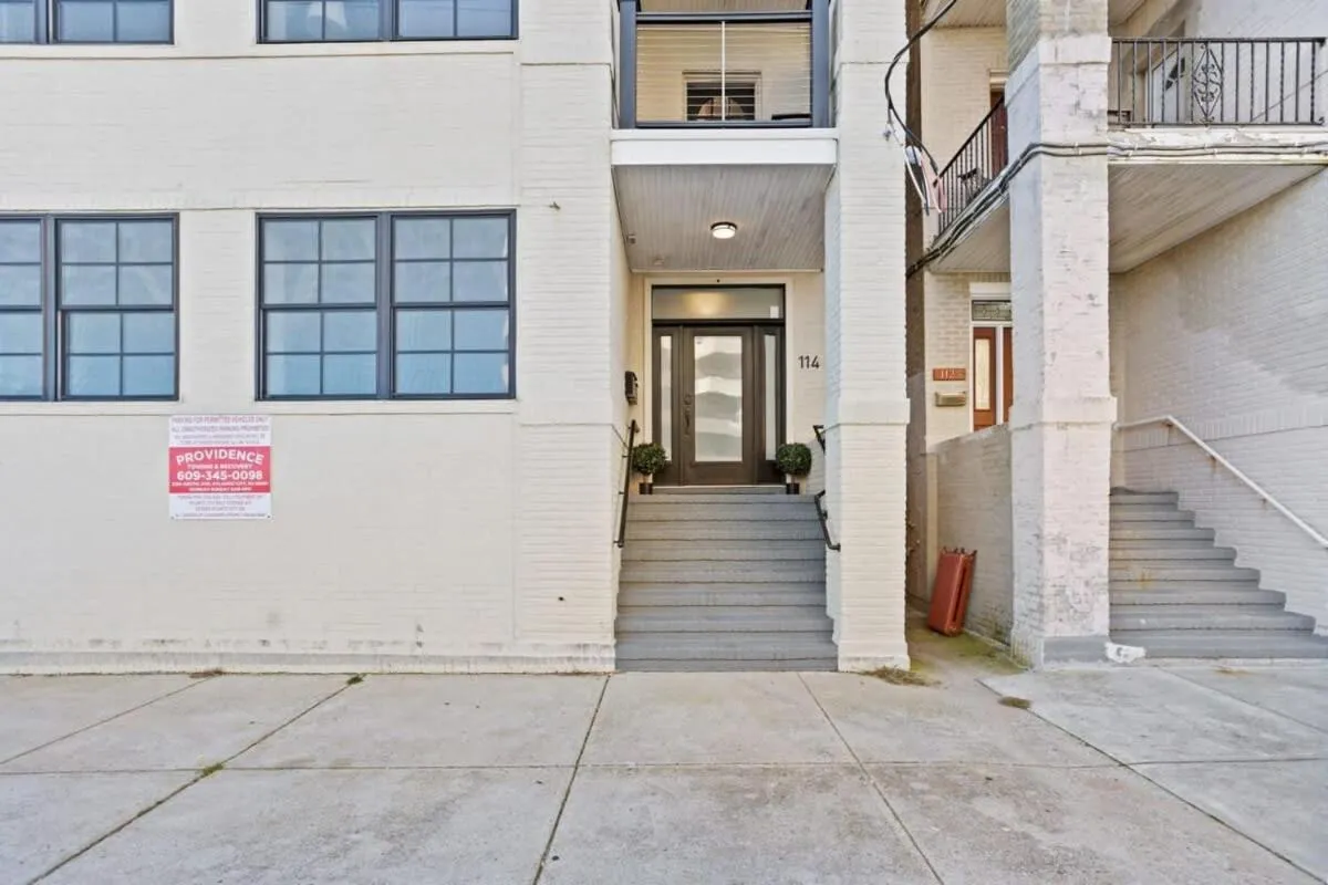 Luxurious 8BR Beach Duplex w Ocean Views