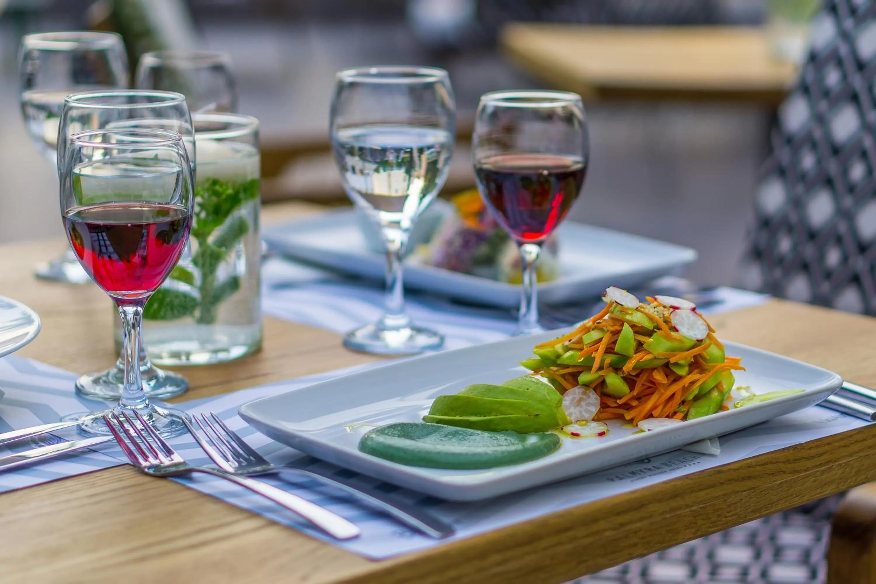 Restaurant/places to eat in Palmyra Beach Hotel