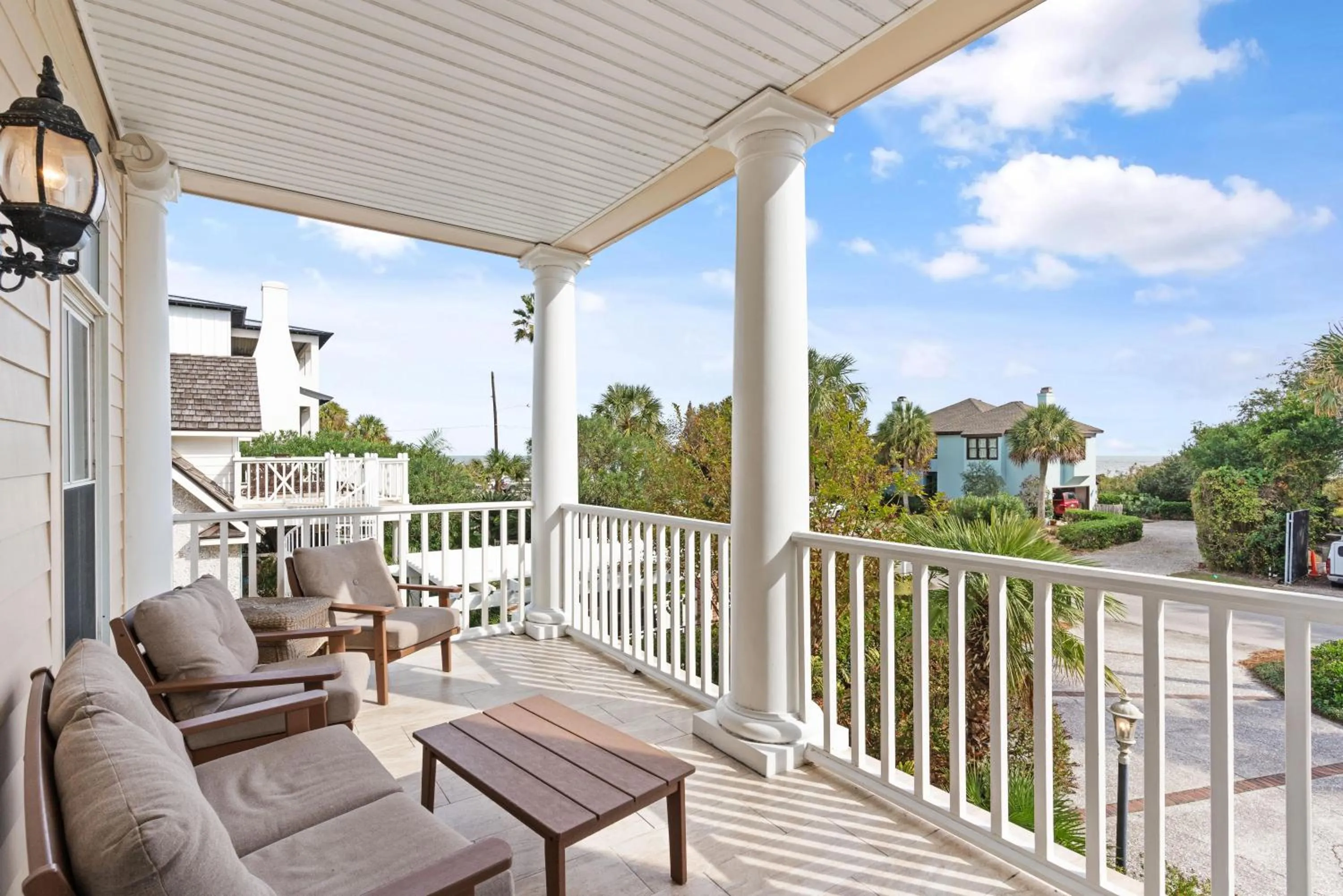 Wolfe Cottage - Ocean View - 2225 Bruce Drive