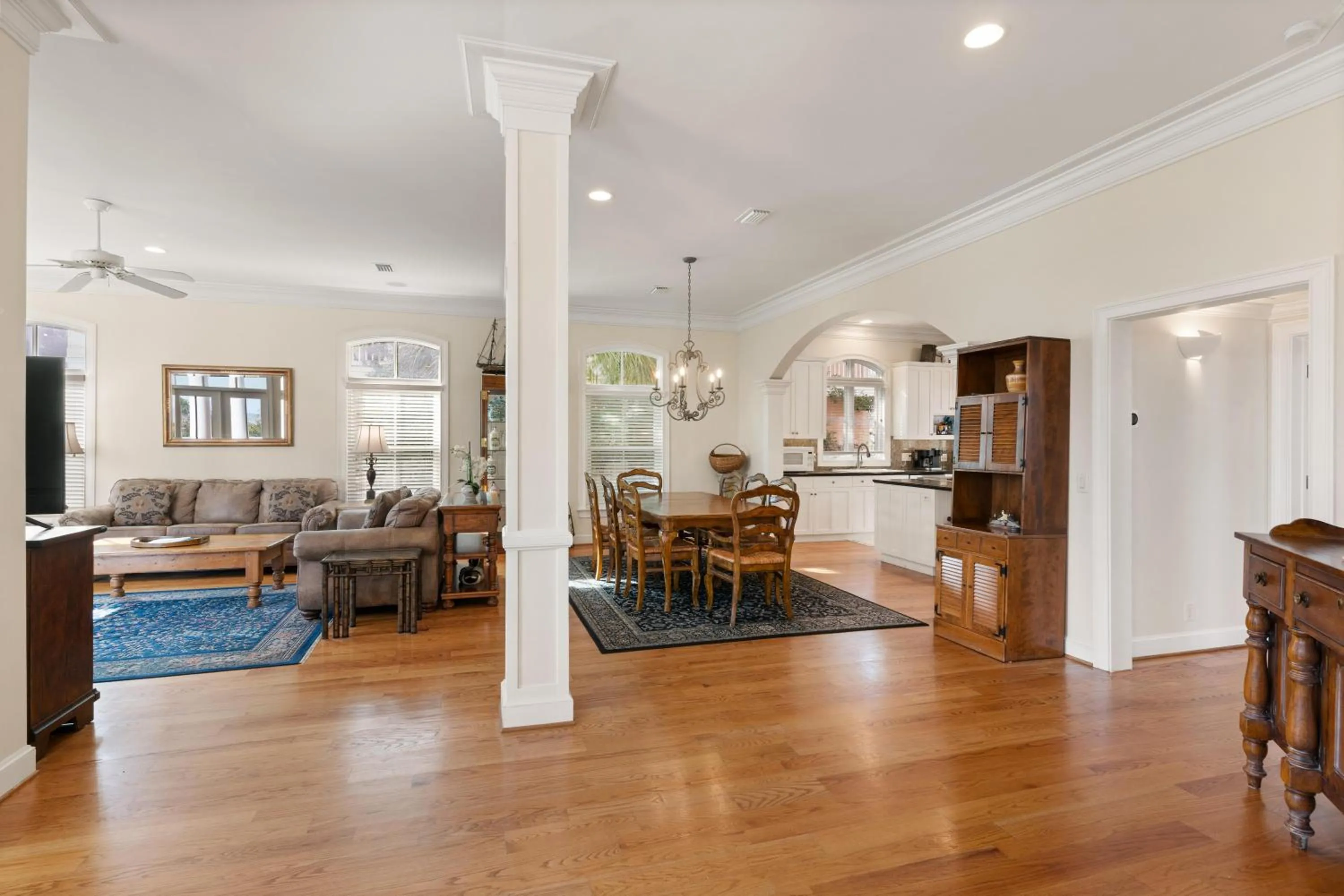 Wolfe Cottage - Ocean View - 2225 Bruce Drive